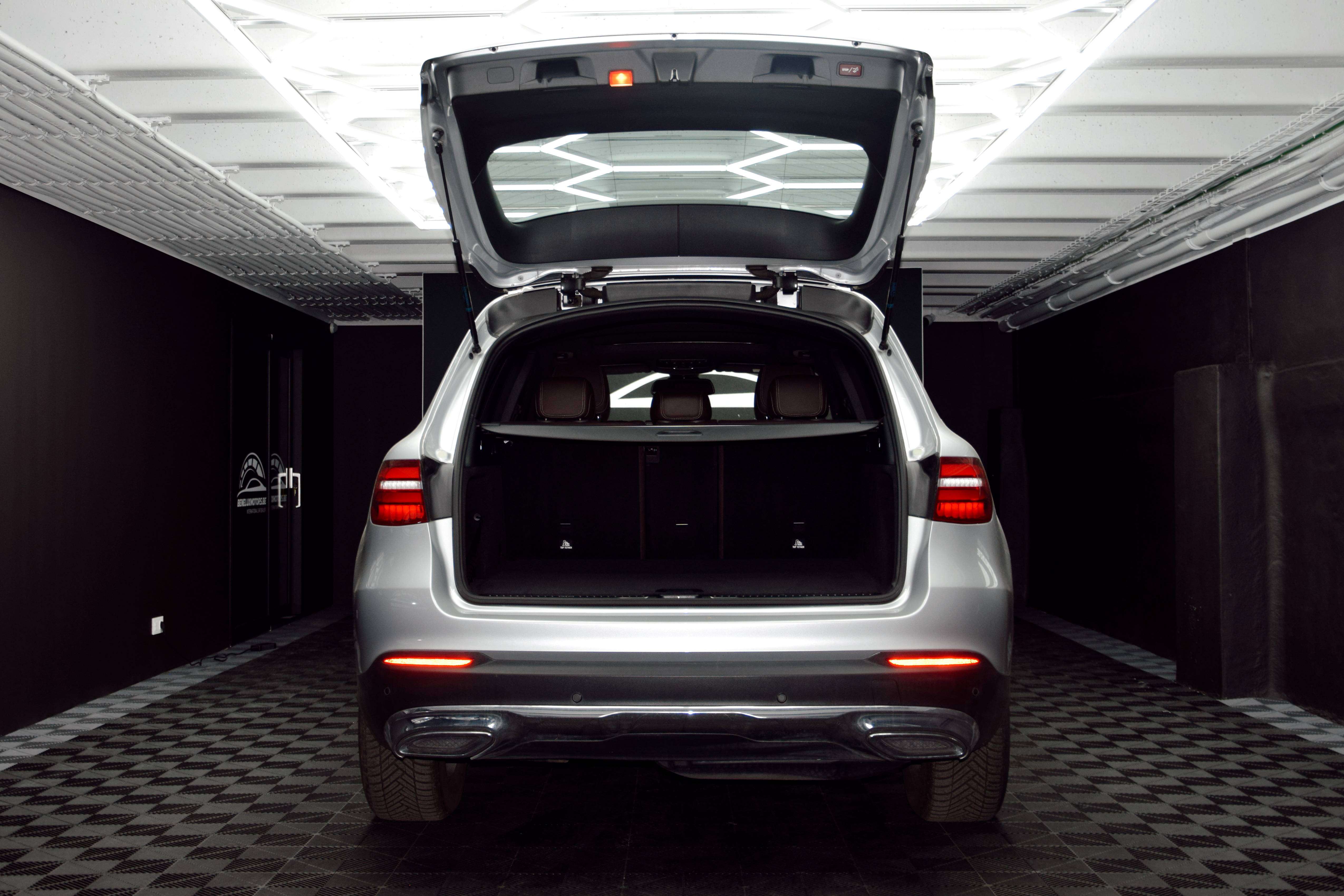 Mercedes-Benz GLC 220 GLC 220 d 4-Matic Launch Edition