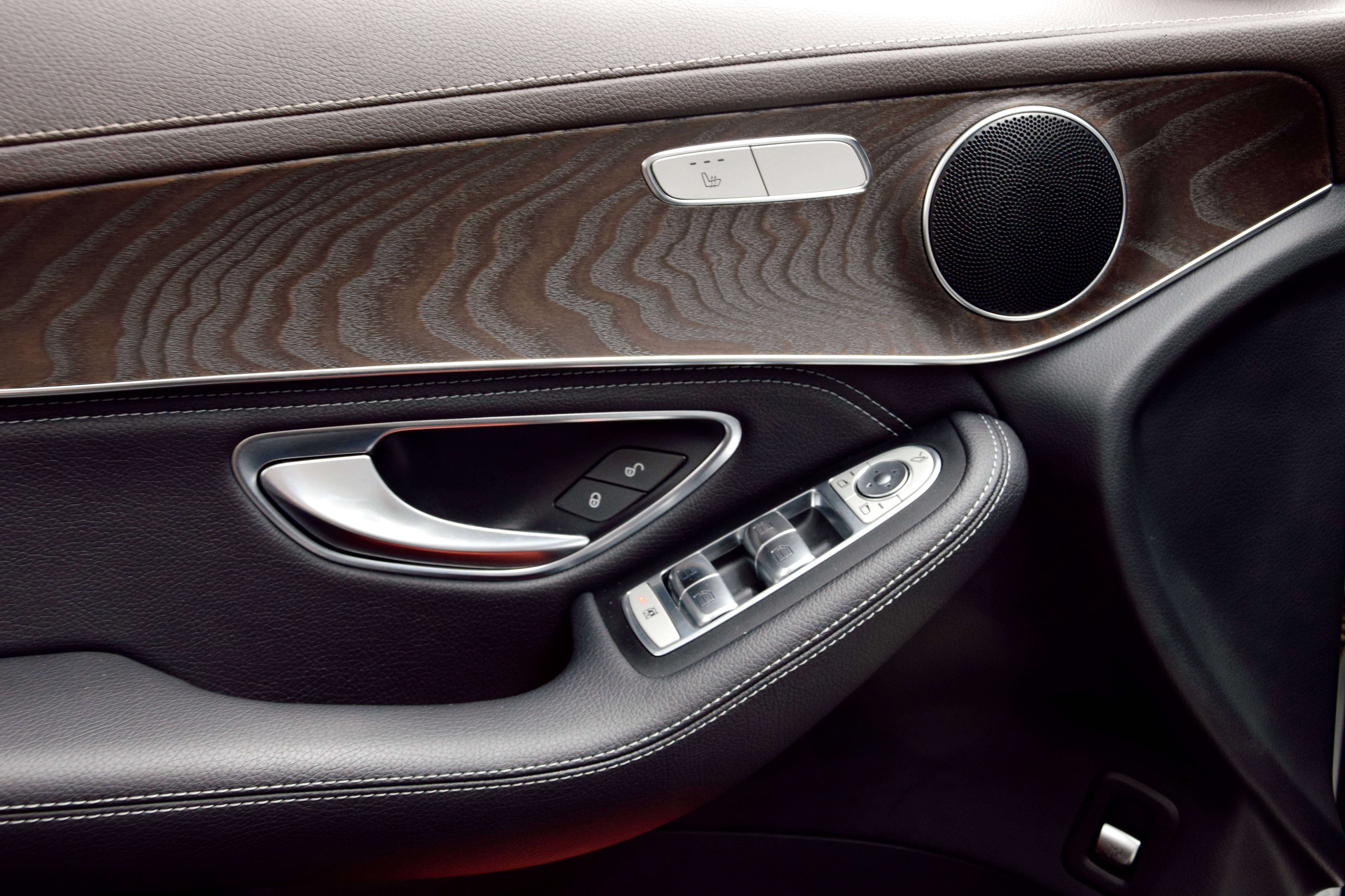 Mercedes-Benz GLC 220 GLC 220 d 4-Matic Launch Edition