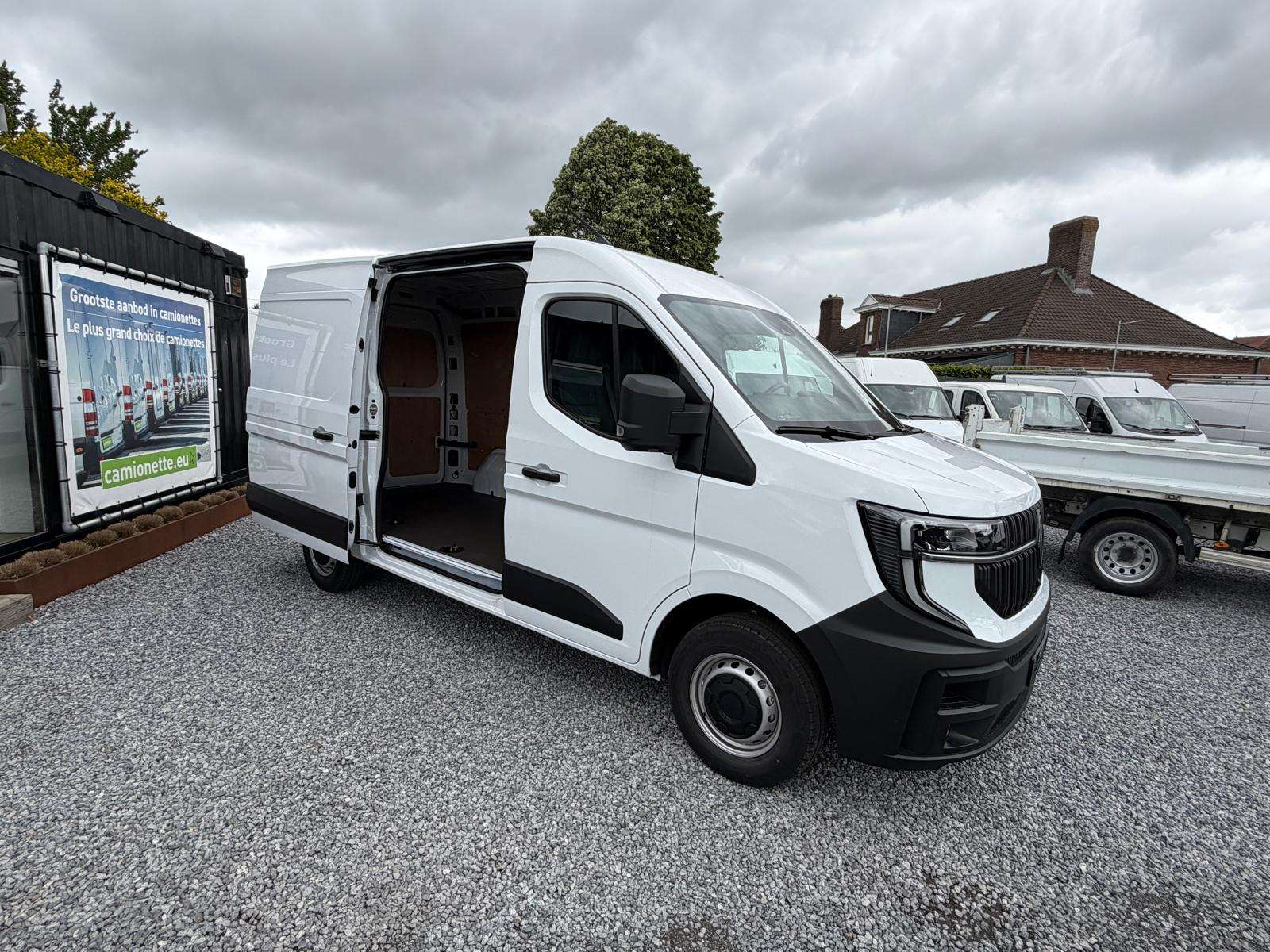 Renault Master T35 2.0 dCi 150 L2H2 Advance inclusief aankleding