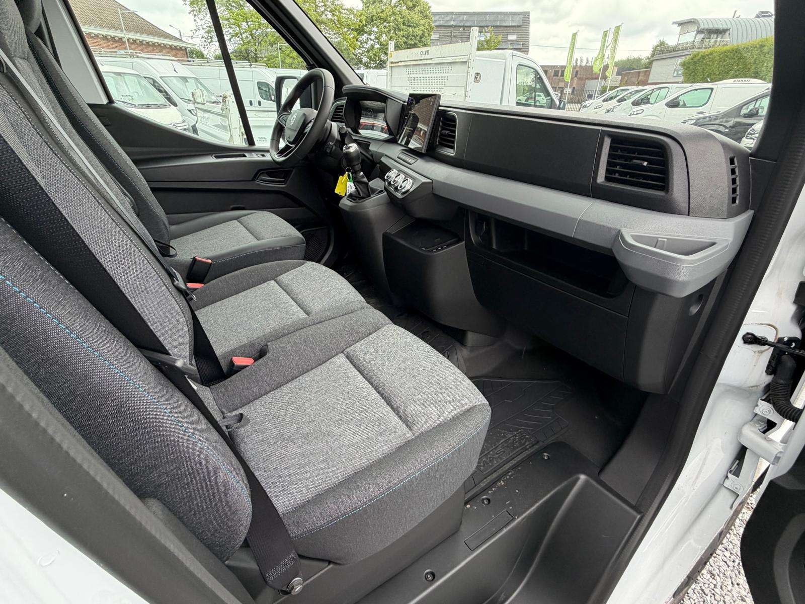 Renault Master T35 2.0 dCi 150 L2H2 Advance inclusief aankleding
