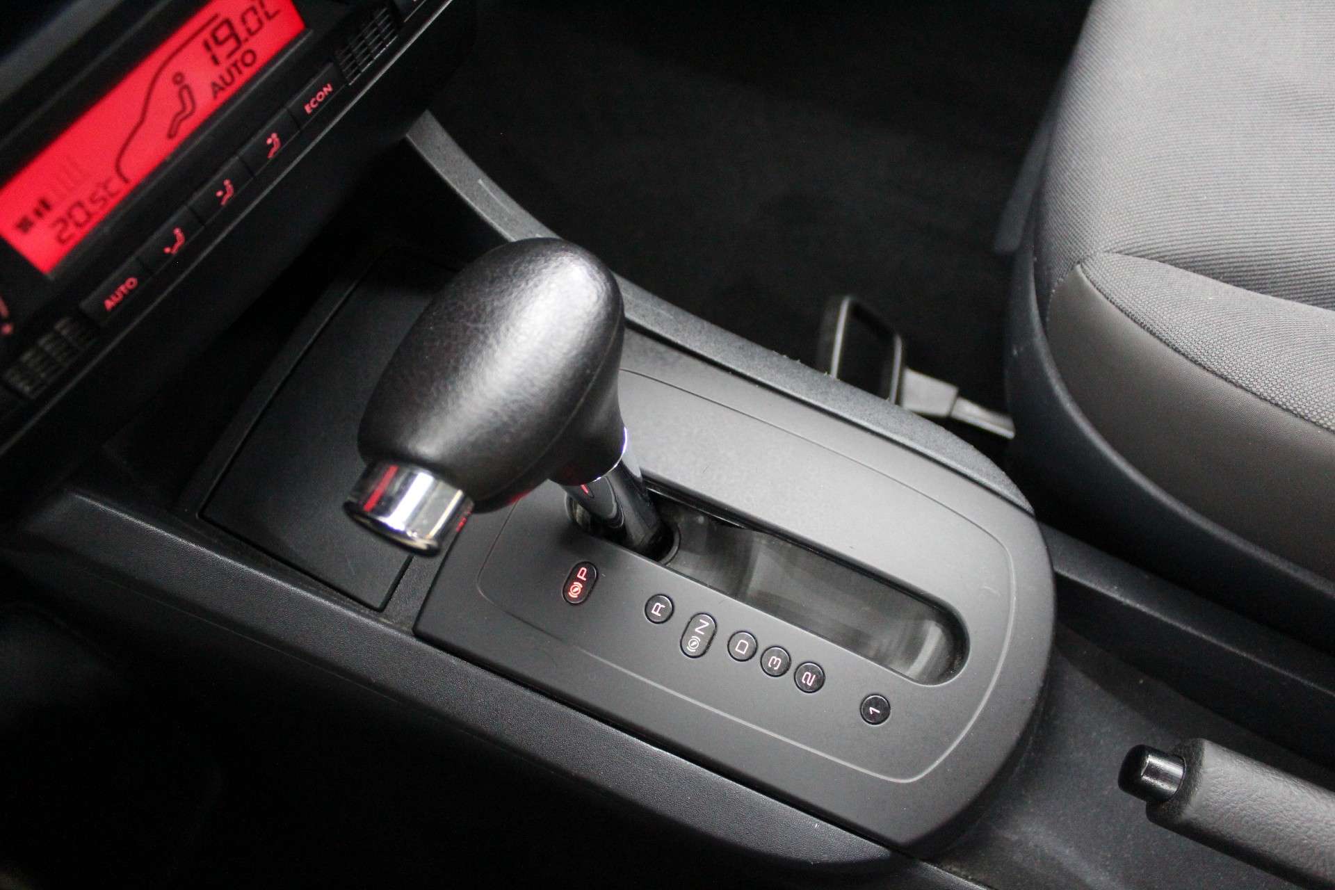 SEAT Ibiza Ibiza 1.4i 16v Stylance * Boite Auto * Garantie *
