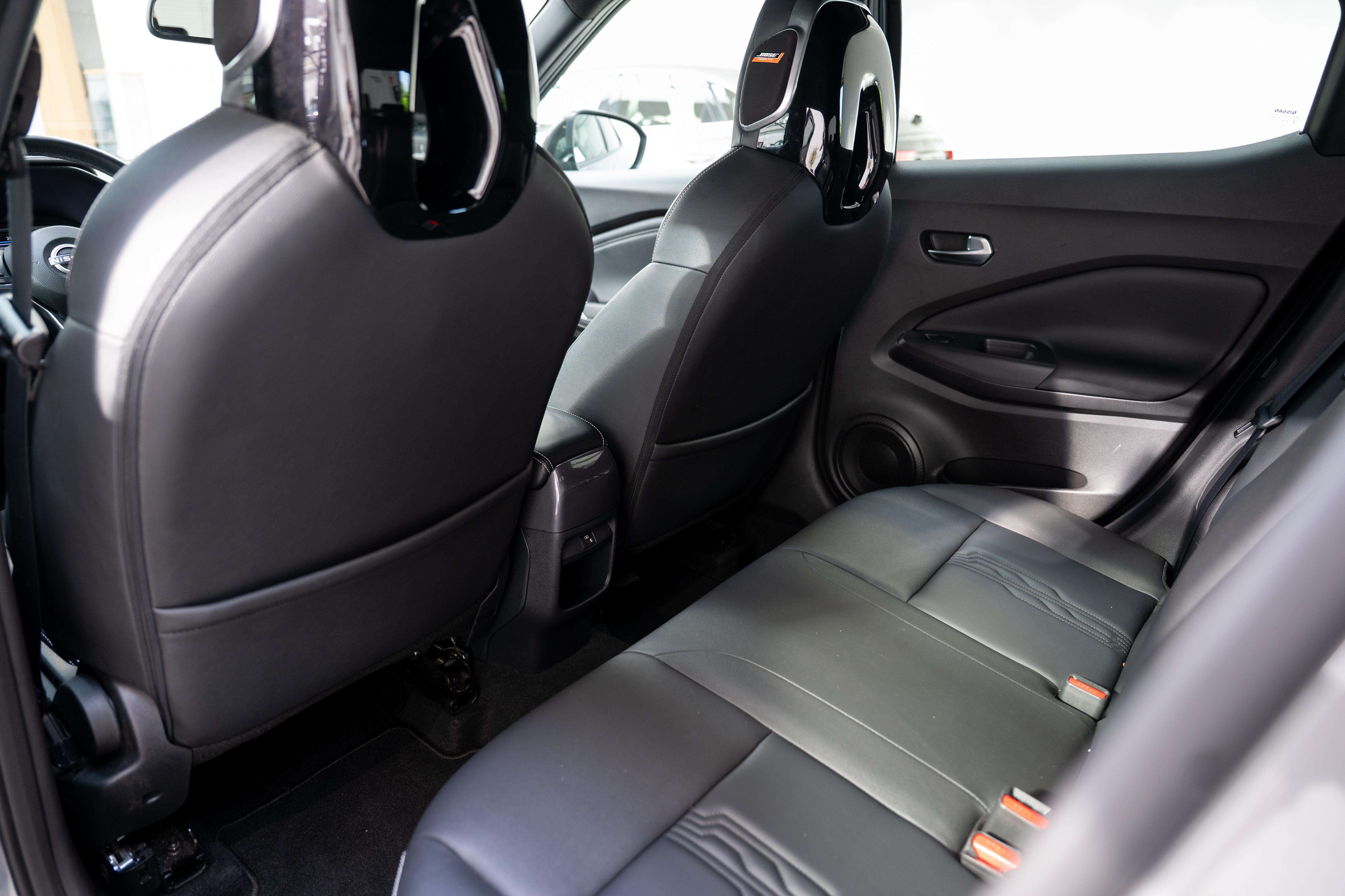 Nissan Juke 1.0 DIG-T 2WD - Cuir - Camera Garantie 12 mois