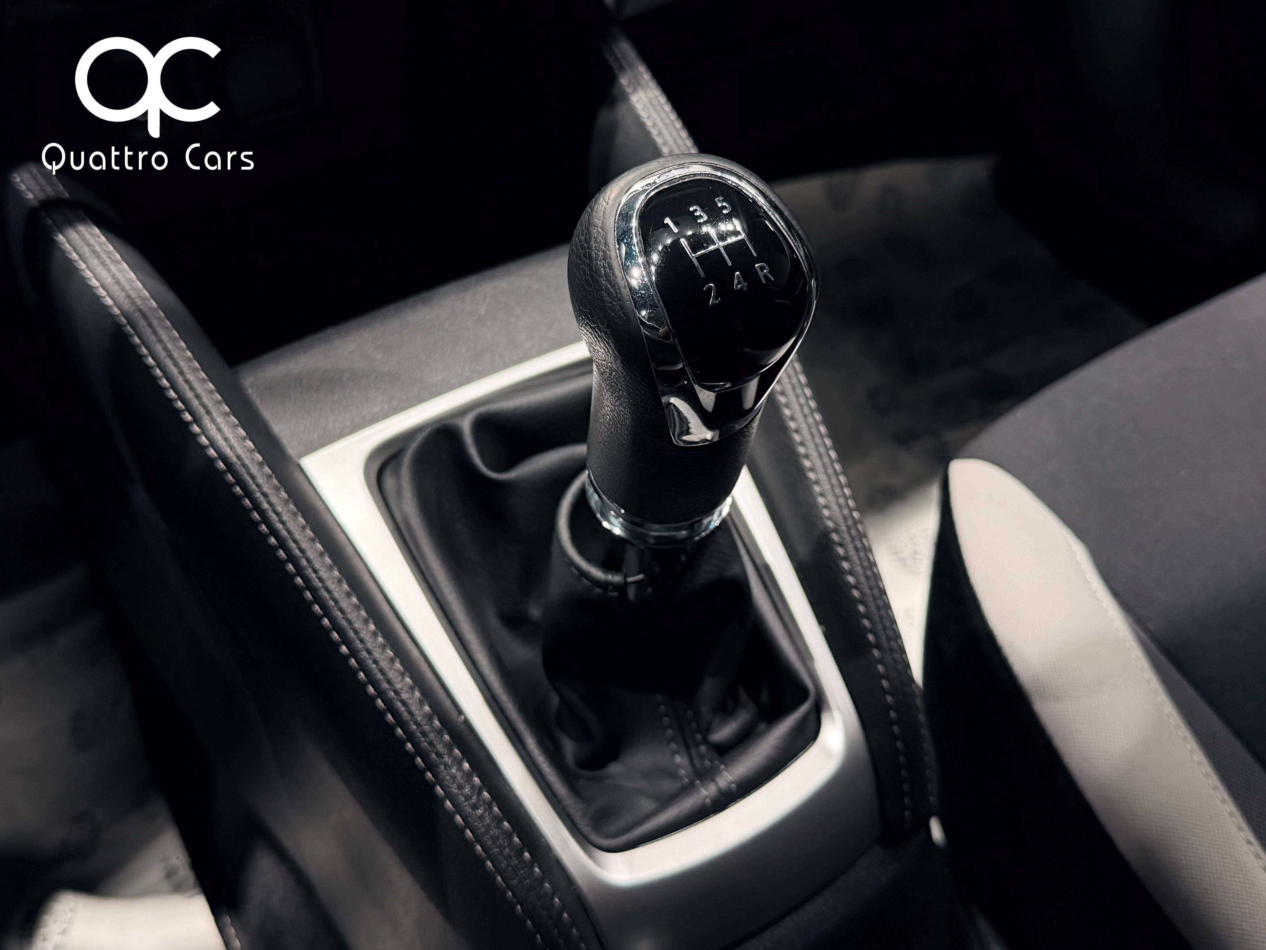 Nissan Micra 1.0i - Bose - Camera - Gps - Clim