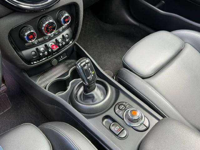 MINI Cooper Clubman 1.5A / Boite auto / Edition Sport / Toit Pano / Led / Cuir / Full Option