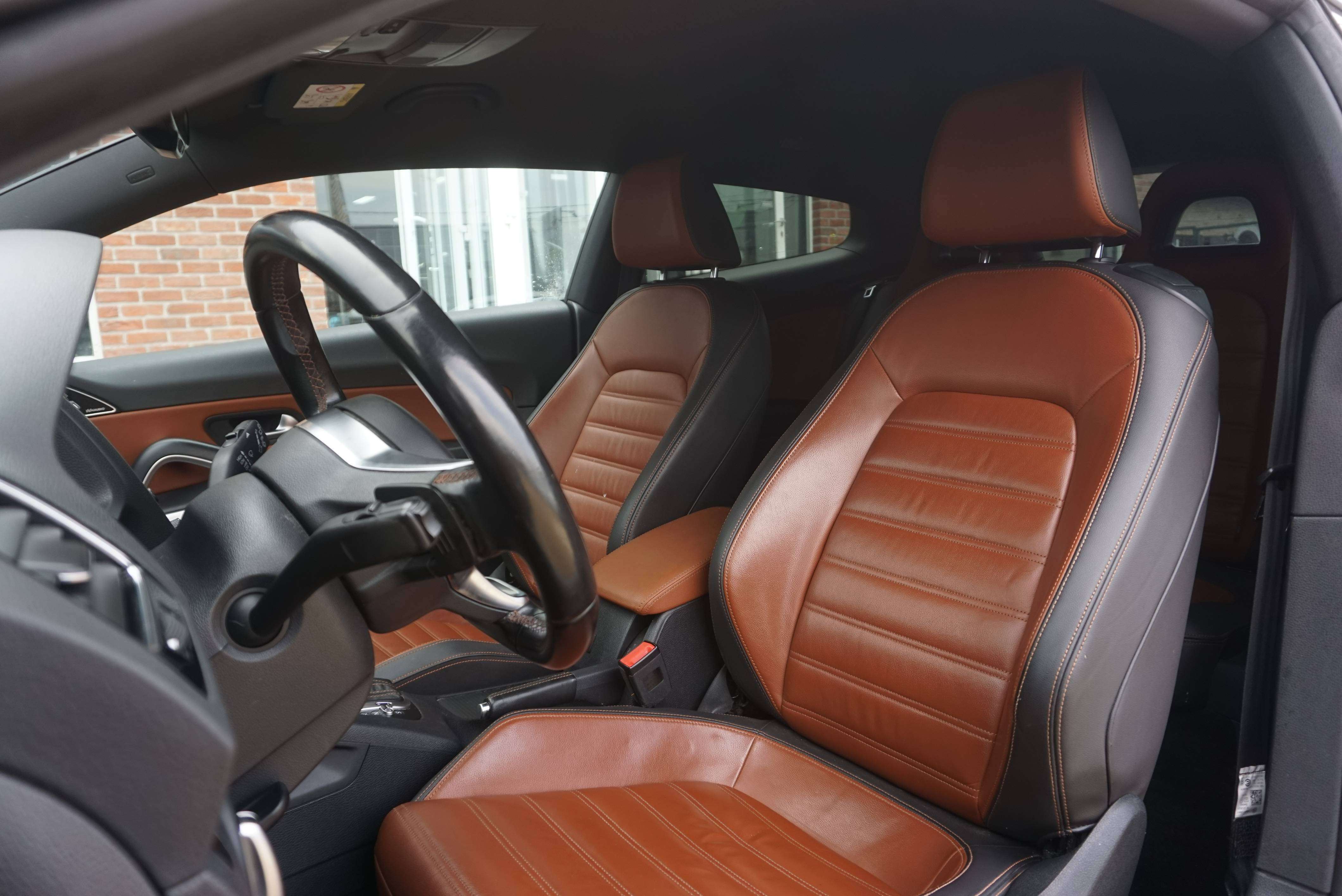 Volkswagen Scirocco 2.0 TSI R-Line DSG6 BI-XENON NAVI CARNET COMPLET