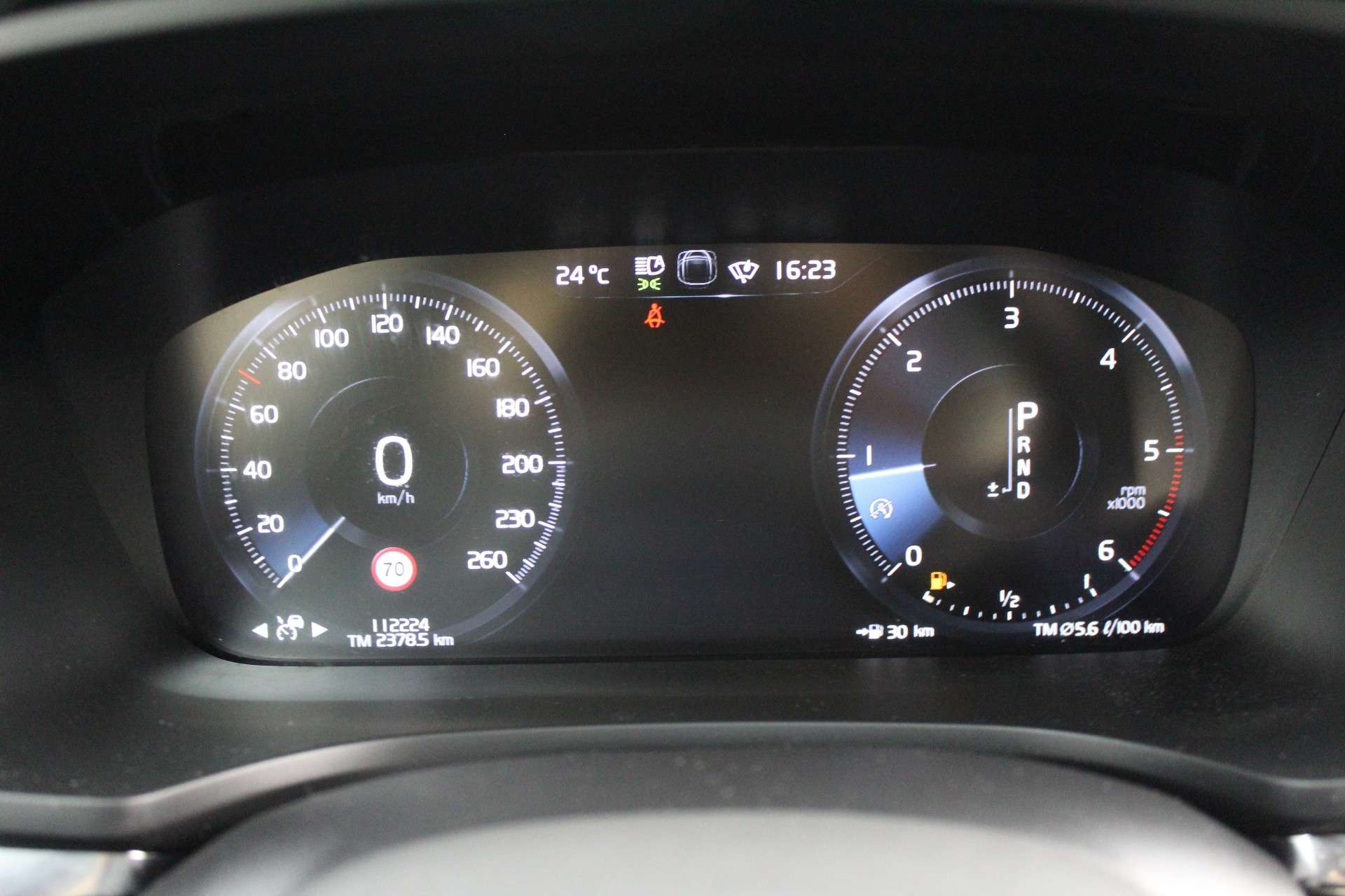 Volvo V60 V60 2.0 D3 R-Design Geartronic * Garantie * TVA *