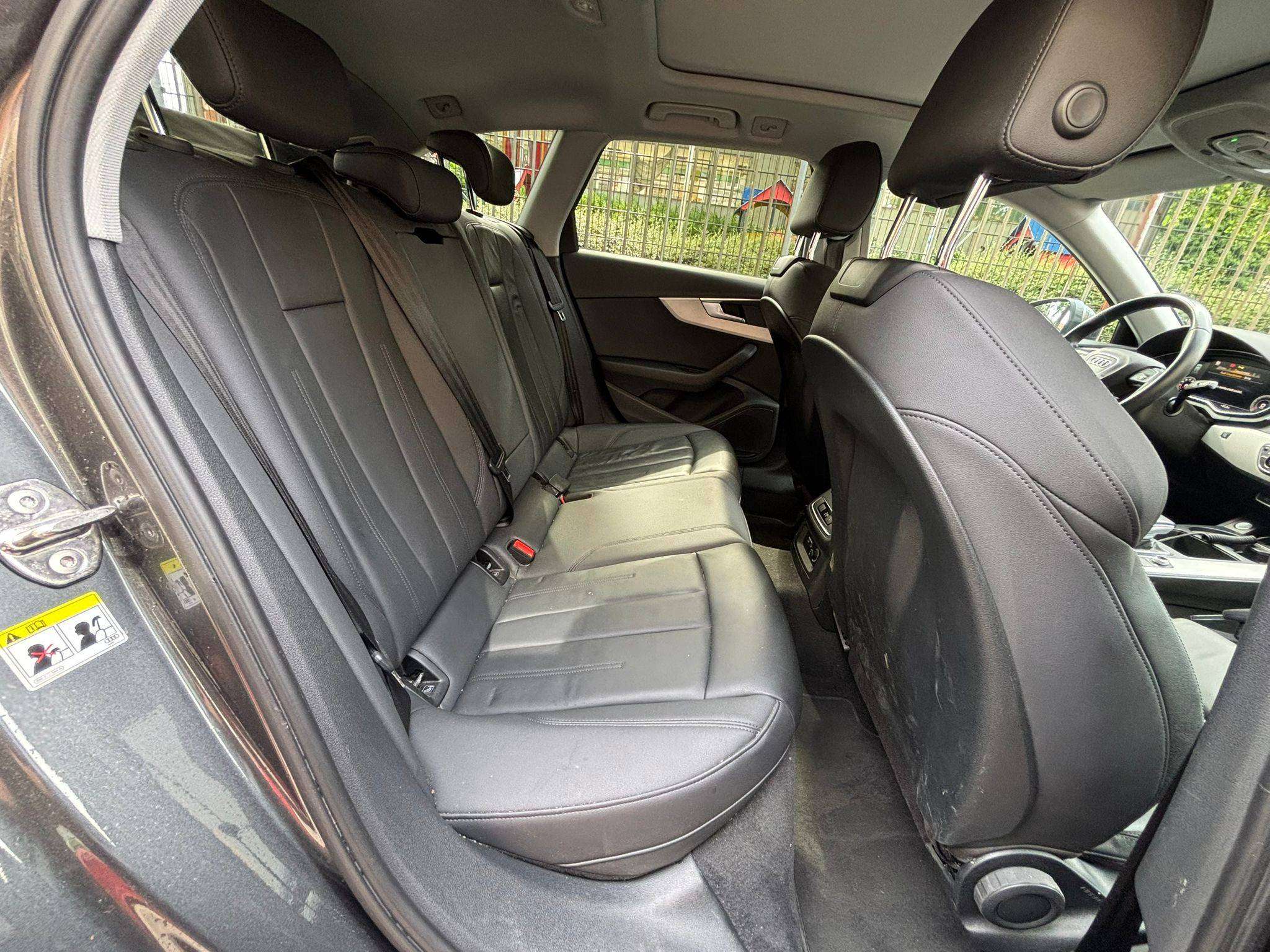 Audi A4 A4 Avant 35 TFSI Business Edition S line S tronic/GARANTIT 12 MOIS/PREMIER PROPRIETAIRE /TOIT OUVRANT