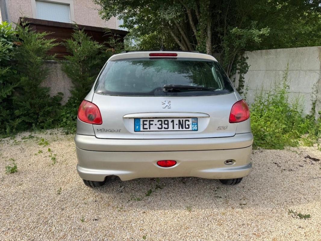 Peugeot 206 1.4 90 XT