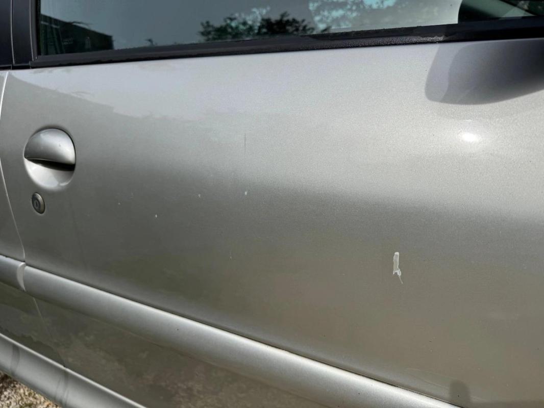 Peugeot 206 1.4 90 XT