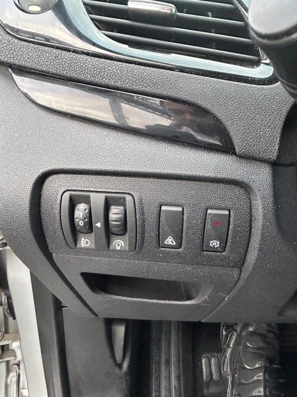 Renault Scenic III 1.5l Bose 2013 KIT DISTRIBUTION FAITE SEMI CUIR GPS Bluetooth USB AUX