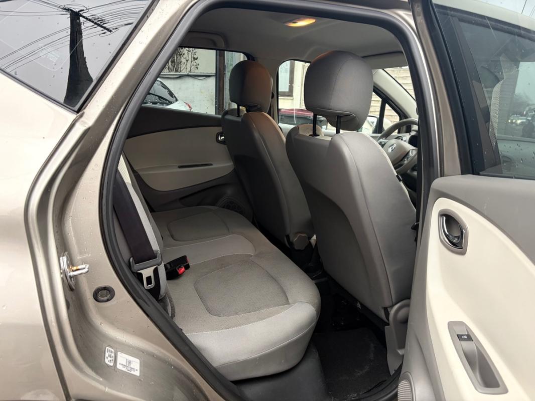 Renault Captur BOITE AUTO 148000km GPS BLUETOOTH RADARS RÉGULATEUR USB AUXI CHAÎNE DE DISTRIBUTION