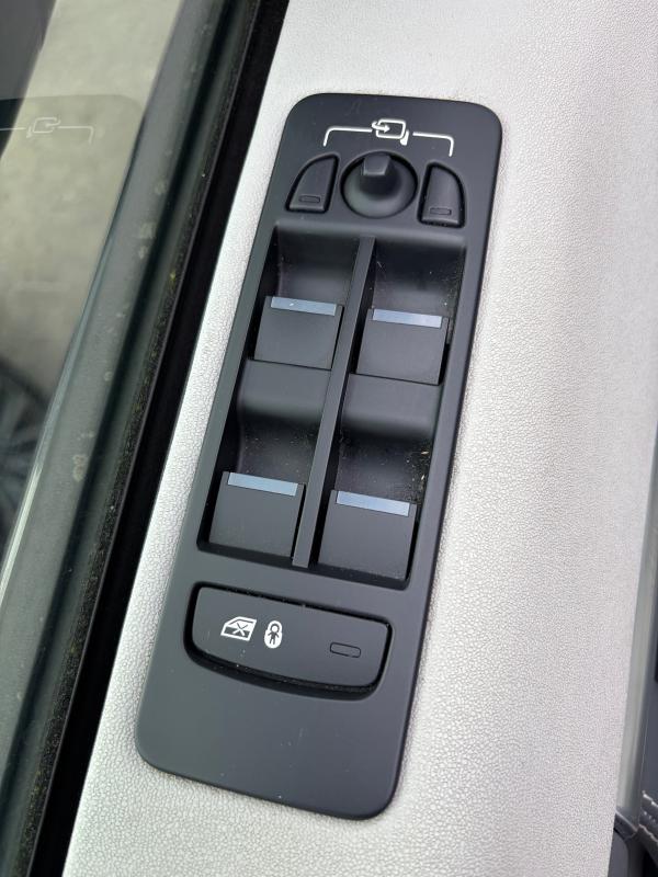 Land Rover Discovery Sport BOITE AUTO 7 PLACES TOIT PANORAMIQ GPS CUIR ÉLECT CAMÉRA BLUETOOTH RADARS