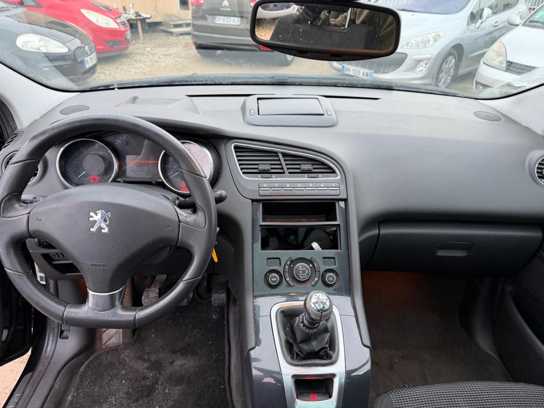 Peugeot 5008 2L HDI 150 CH REVISEE OK