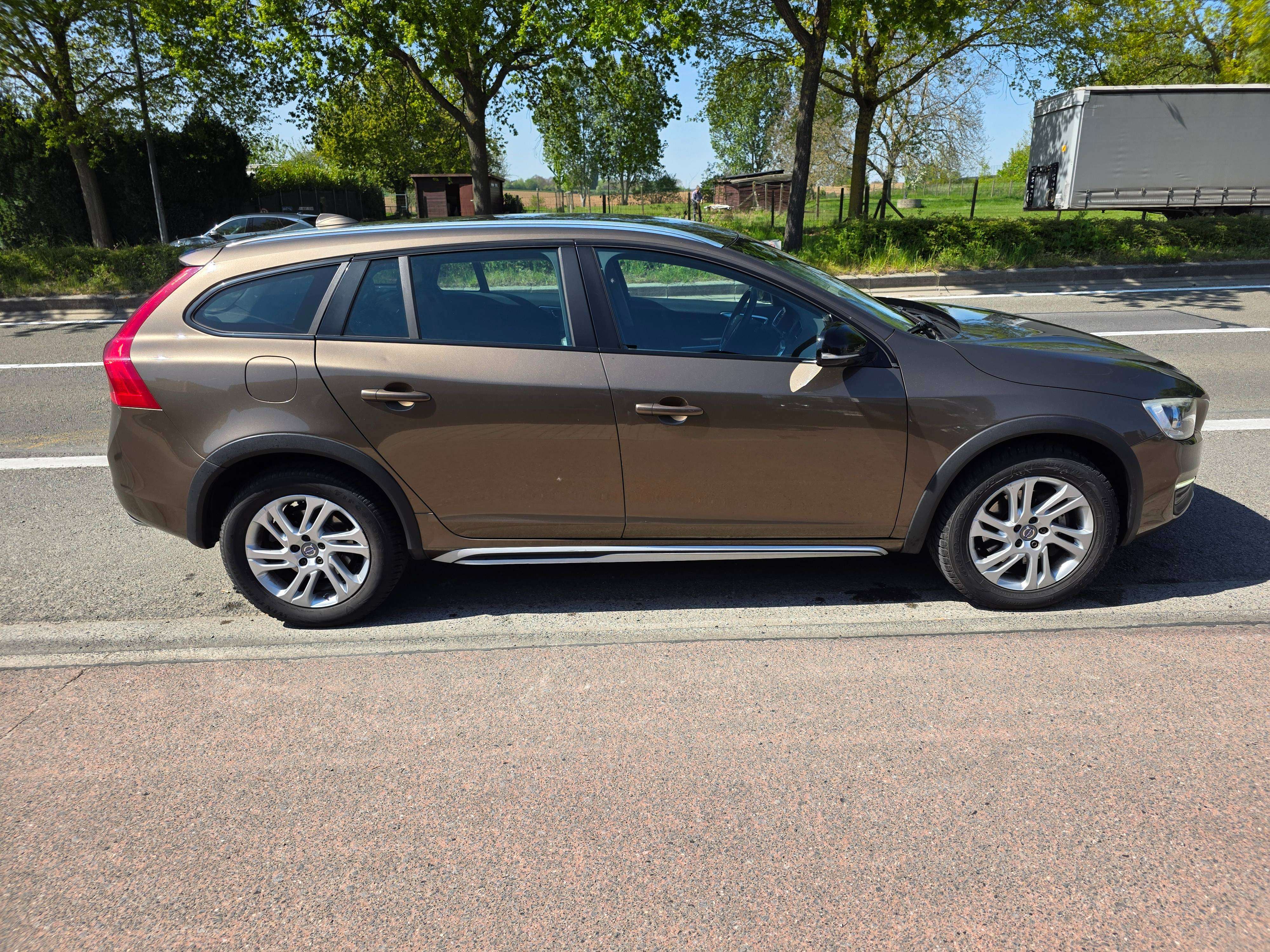 Volvo V60 Cross Country 2.0 D3 Summum 1°EIG. PERFECTE STAAT FULL OPTIES