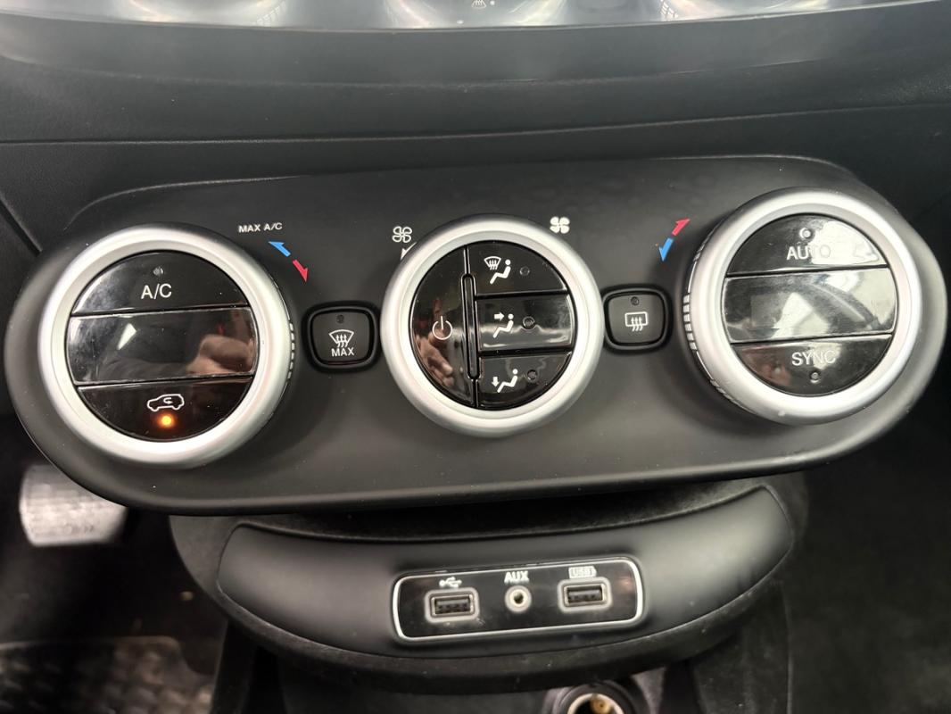 Fiat 500 X BOITE AUTO 2018 98000km GPS BLUETOOTH RÉGULATEURS RADAR USB AUX