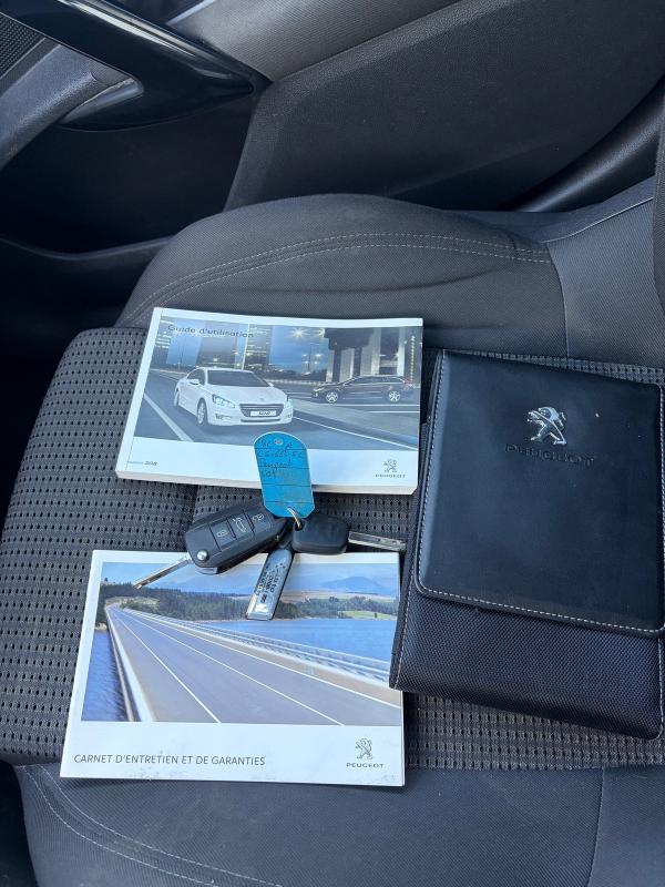Peugeot 508 1.6L 115 HDi Active 2012 BLUETOOTH GPS kRÉGULATEUR RADARS PAYER. EN 3 FOIS