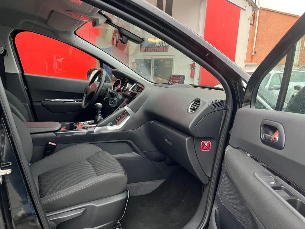 Peugeot 3008 1.6L HDI 120 CH PHASE 2 AVEC CAMÉRA, GPS.. | ENTIÈREMENT RÉVISÉE & GARANTIE 12 MOIS