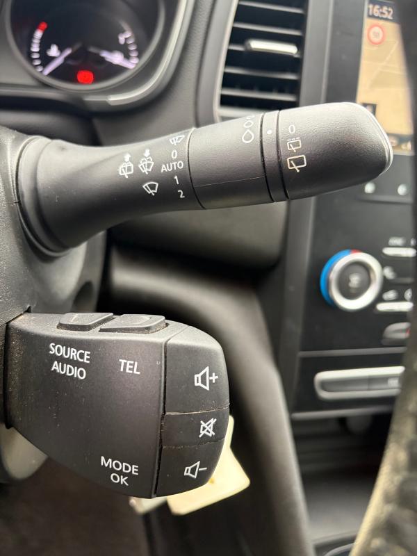 Renault Megane IV 2017 1.5L dCi ENERGY LIFE GPS RÉGULATEUR USB BLUETOOTH RADARS