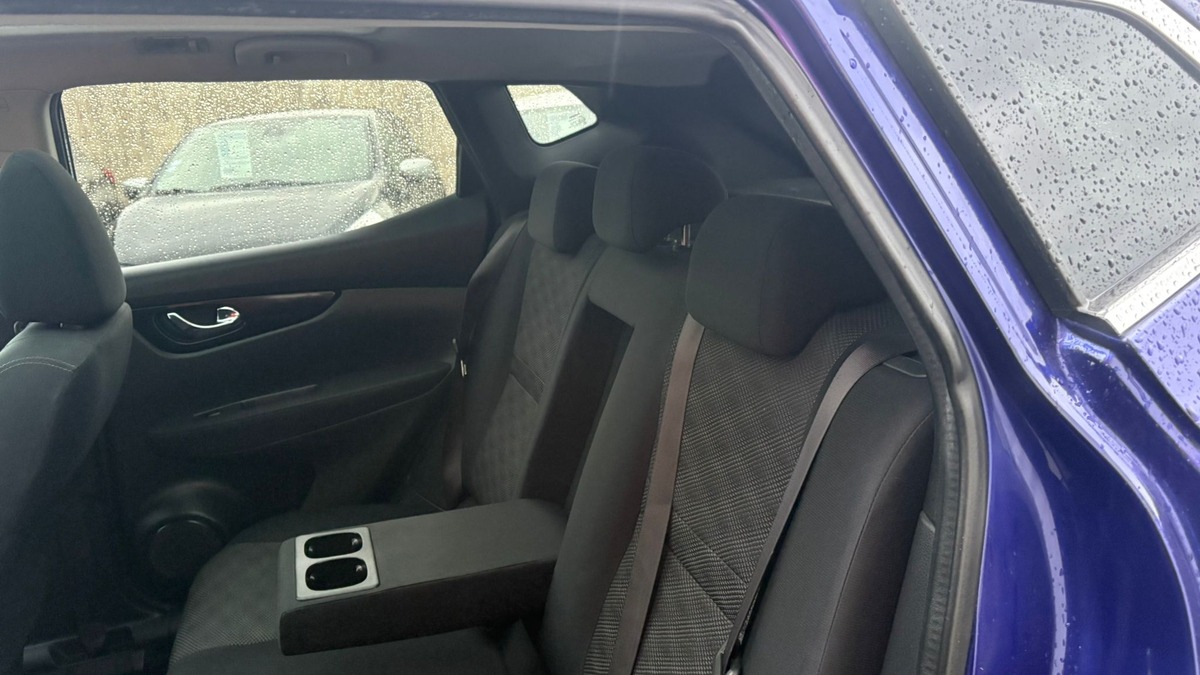 Nissan Qashqai 1.6L DCI 131 CH - ENTIÈREMENT RÉVISÉE & GARANTIE PENDANT 12 MOIS