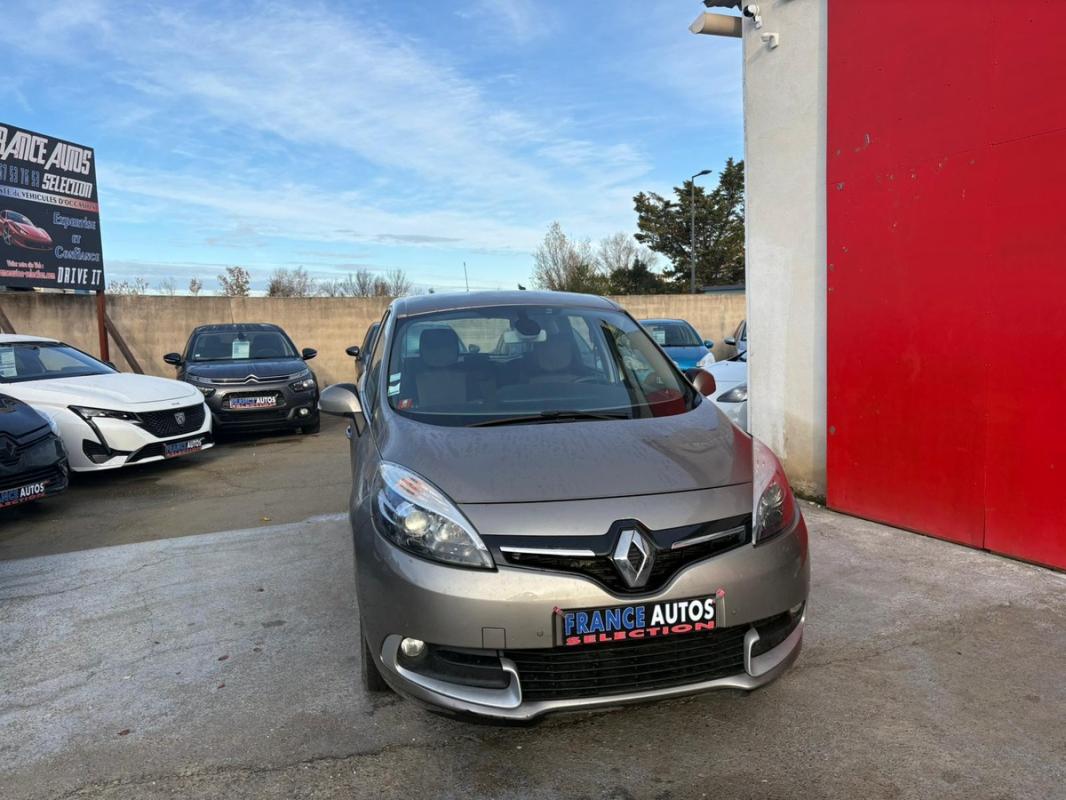 Renault Scenic PHASE 2 1.5L DCI 110 CH - ENTIÈREMENT RÉVISÉE & GARANTIE 12 MOIS GPS, 4 PNEUS NEUFS