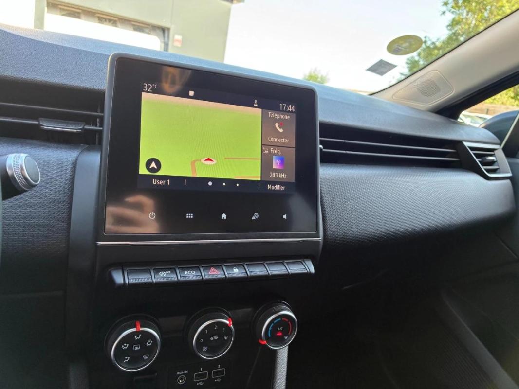 Renault Clio 5 (V) | BDCI 85 BUSINESS GPS 1ER MAIN FR SUIVI SOCIETE 2 PL. FM726