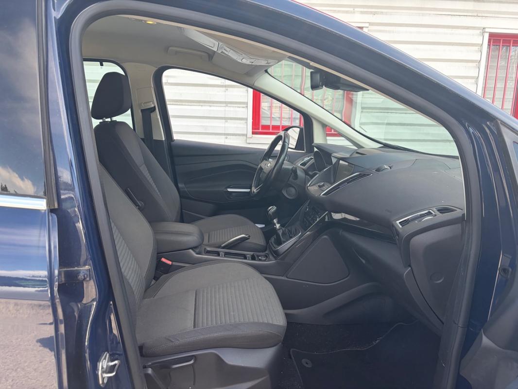 Ford C-max 2016 TDCI Titanium PHASE 2 GPS RADARS BLUETOOTH PAYER EN 3 FOIS