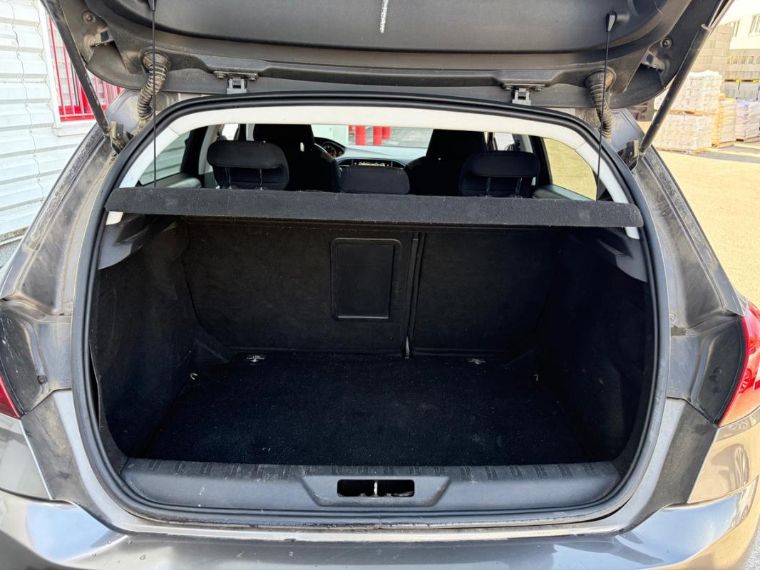 Ford C-max 2016 TDCI Titanium PHASE 2 GPS RADARS BLUETOOTH PAYER EN 3 FOIS