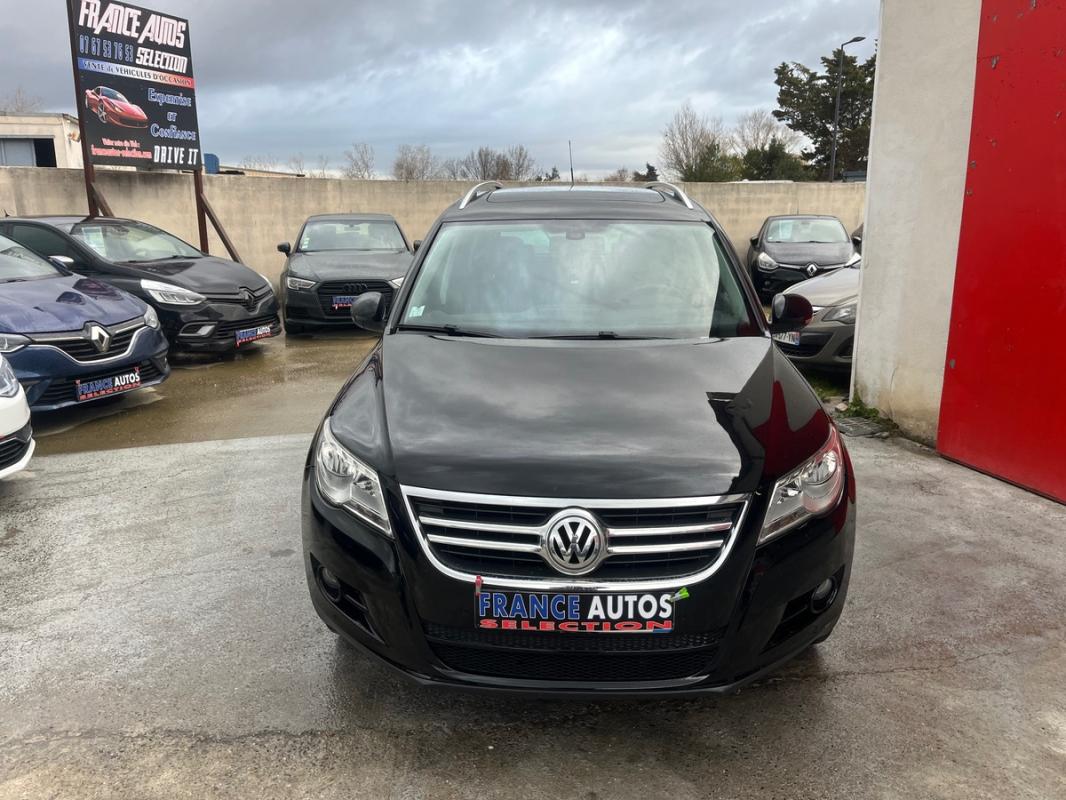 Volkswagen Tiguan 2.0L TDI 140 CH RADARS GPS TOIT PANORAMIQUE RÉVISÉE ET GARANTIE 12 MOIS EUROPE