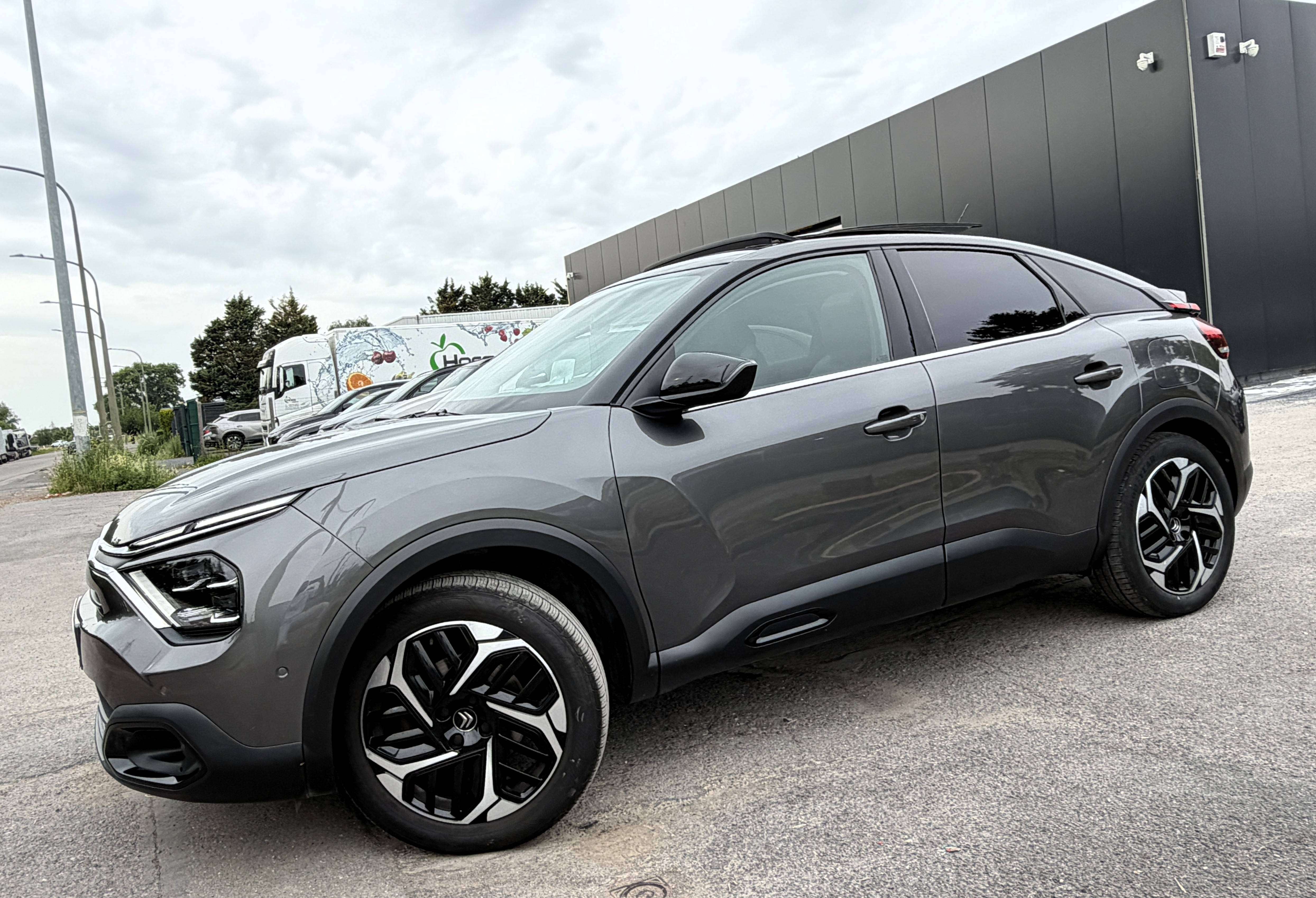 Citroen C4 1.2 Turbo Shine Pack 1er PROPRIO/PANO/CUIR/FULL LED/HEAD-UP/CAMERA/GARANTIE 2031