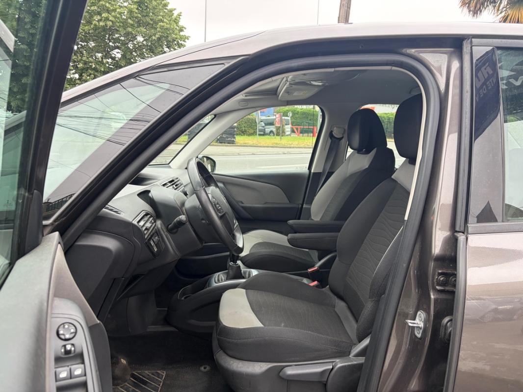 Citroen C4 2016 KIT DISTRIBUTION NEUF GPS BLUETOOTH RADARS RÉGULATEUR PAYEE EN 3 FOIS
