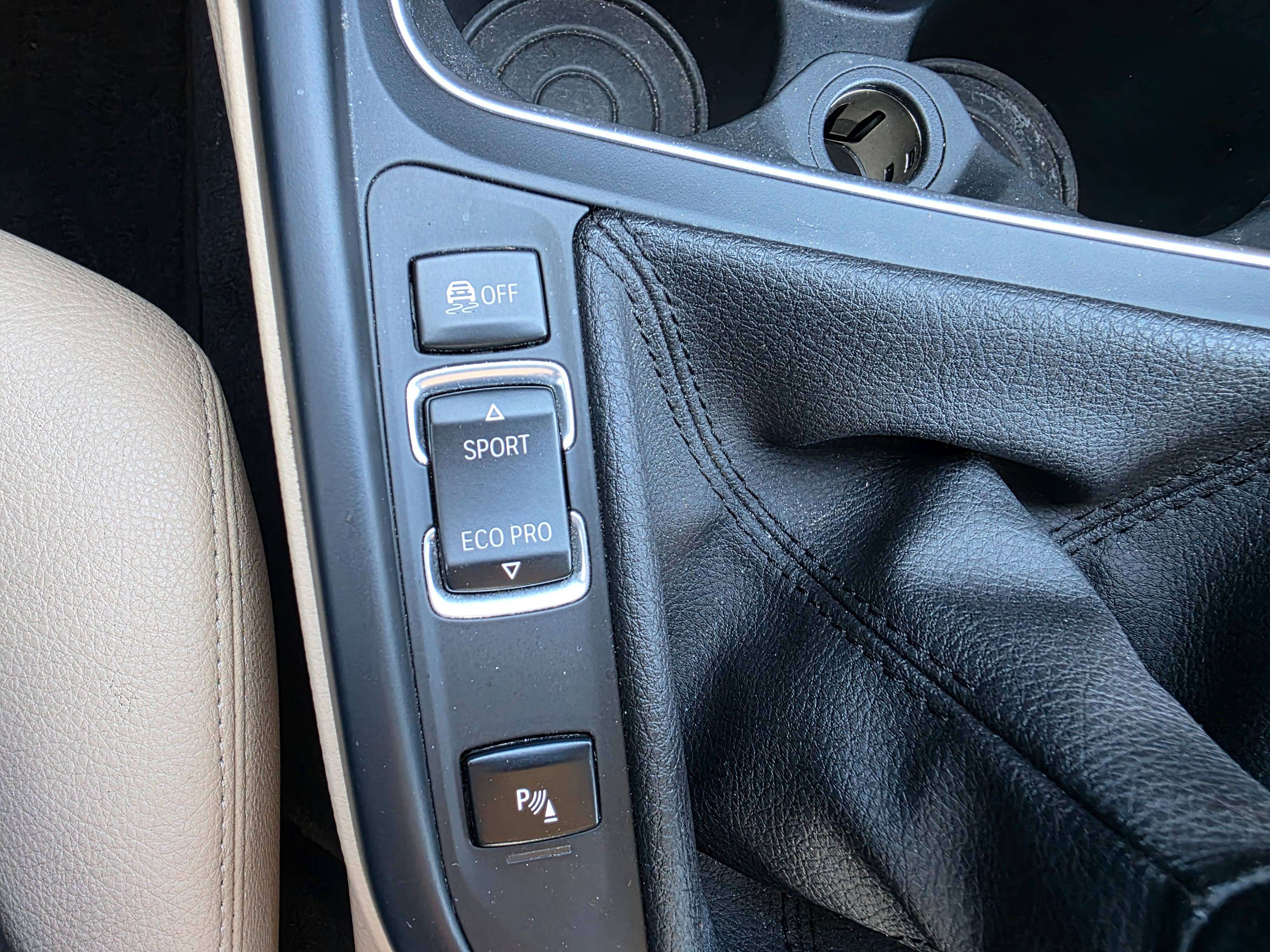 BMW 318 i 1°EIG. IN ZEER GOEDE STAAT MET VEEL OPTIES !!