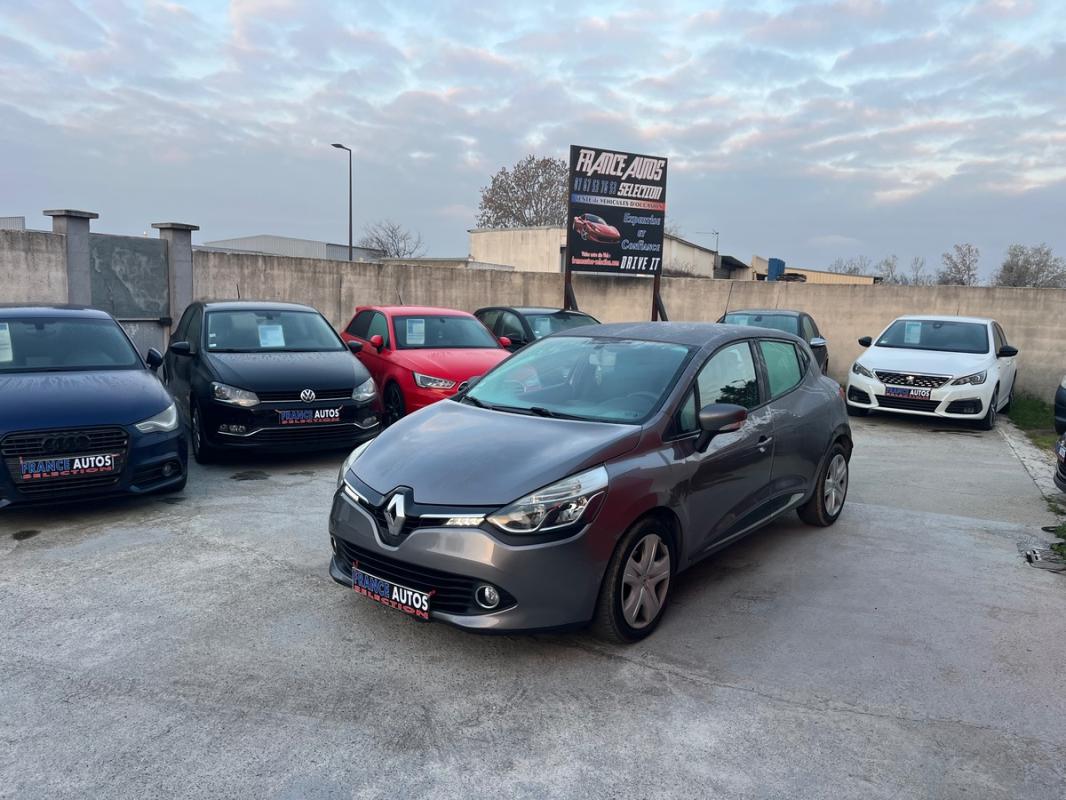 Renault Clio IV 1.5L DCI GPS - RADAR DE RECUL ENTIÈREMENT RÉVISÉE ET GARANTIE SUR 12 MOIS