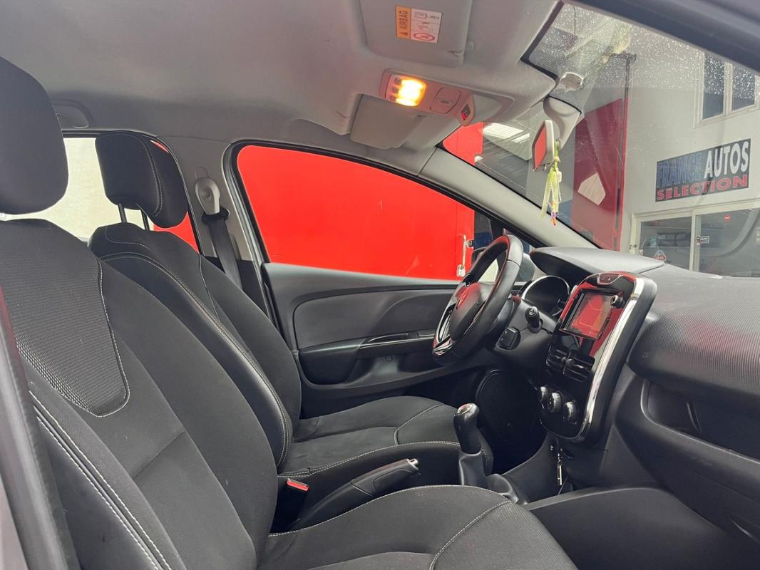 Renault Clio IV 1.5L DCI GPS - RADAR DE RECUL ENTIÈREMENT RÉVISÉE ET GARANTIE SUR 12 MOIS