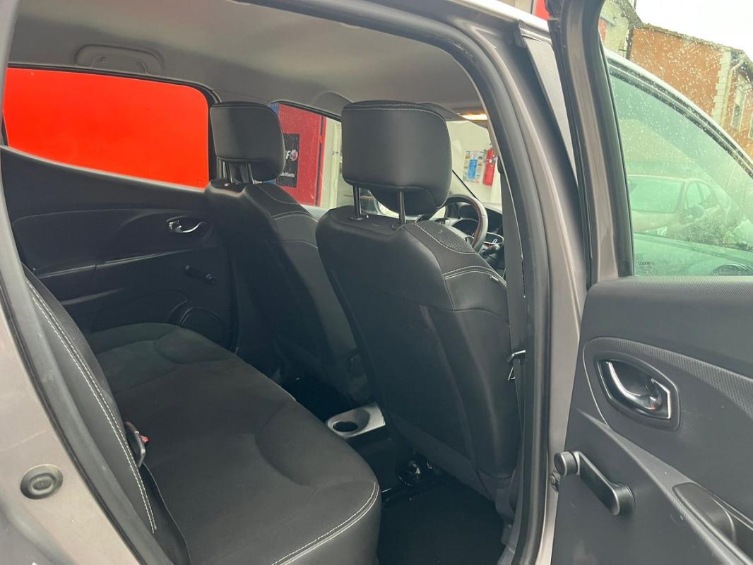 Renault Clio IV 1.5L DCI GPS - RADAR DE RECUL ENTIÈREMENT RÉVISÉE ET GARANTIE SUR 12 MOIS