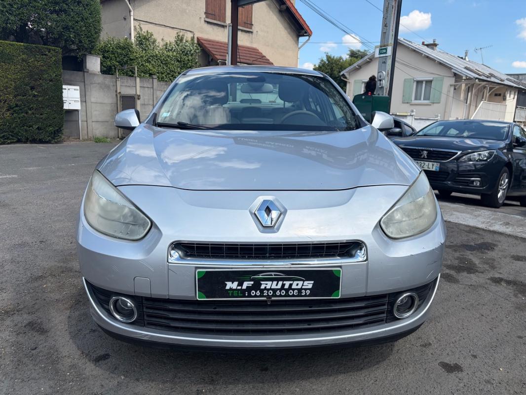 Renault Fluence 1.5l DCIPRIVILÈGE SUIVI D ENTRETIENT GPS SEMI CUIR RADAR PAYEMENT EN 3FOIS