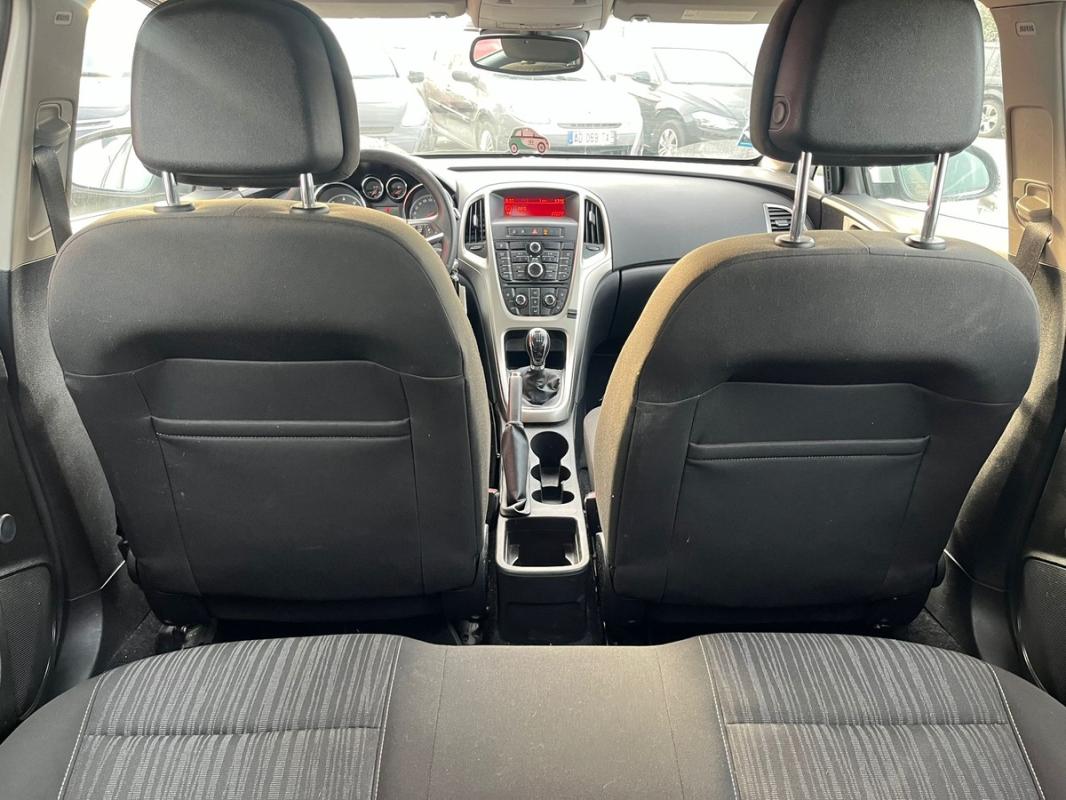 Opel Astra 1.7L CDTI 110 CH CRIT'AIR 2 TRÈS PROPRE | ENTIÈREMENT RÉVISÉE & GARANTIE