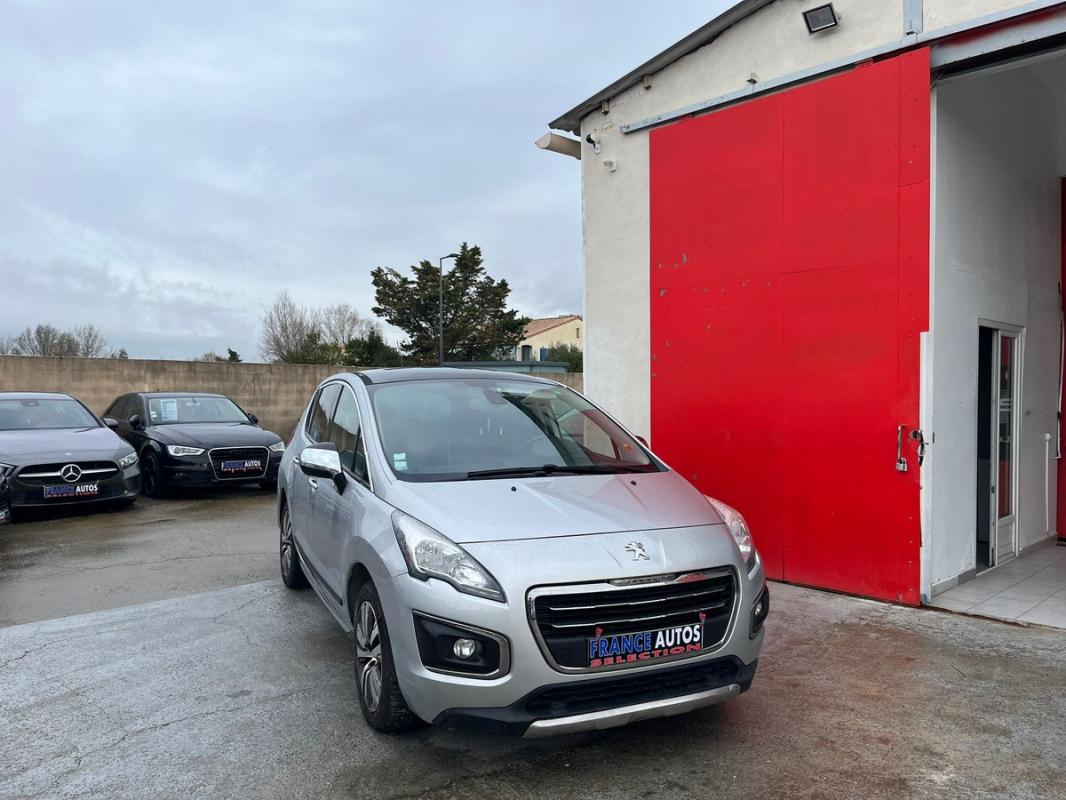 Peugeot 3008 1.6L HDI 120 CH TOIT PANORAMIQUE ENTIÈREMENT RÉVISÉE ET GARANTIE 12 MOIS EN EUROPE