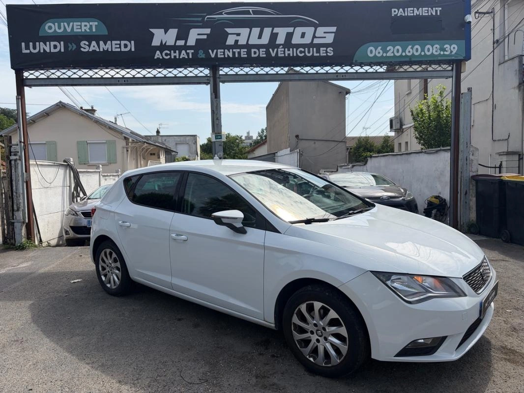 Seat Leon III TDI 105 2013 TOUT LE SUIVIE D ENTRETIEN RADAR RÉGULATEURS BLUETOOTH PAYER EN 3 Fois