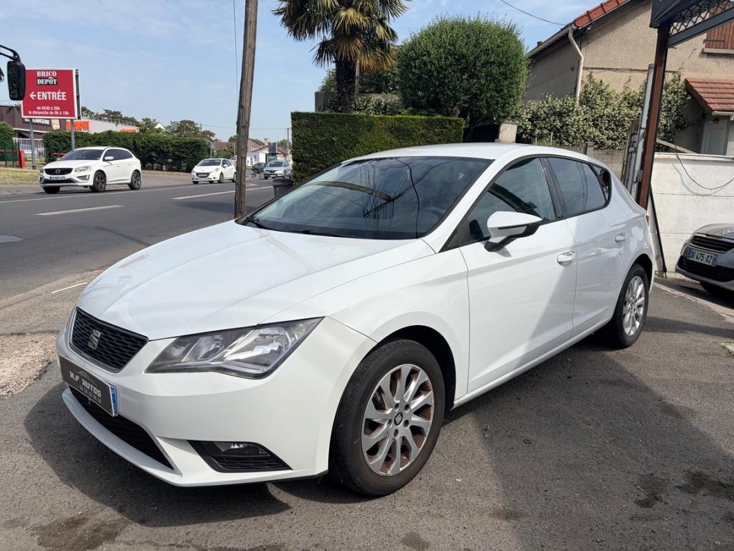 Seat Leon III TDI 105 2013 TOUT LE SUIVIE D ENTRETIEN RADAR RÉGULATEURS BLUETOOTH PAYER EN 3 Fois