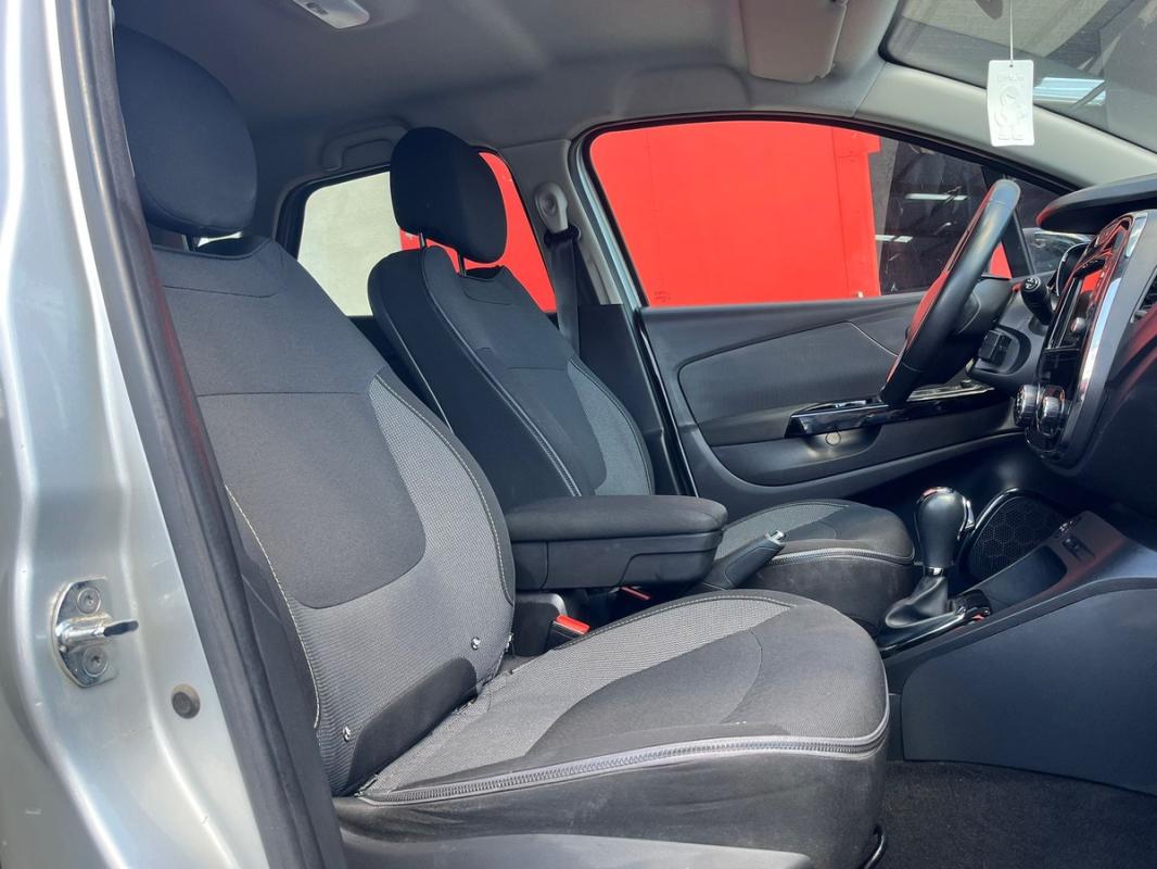 Renault Captur 1.2L TCE 120 CH BOÎTE AUTOMATIQUE - ESSENCE | ENTIÈREMENT RÉVISÉE & GARANTIE 12 MOIS