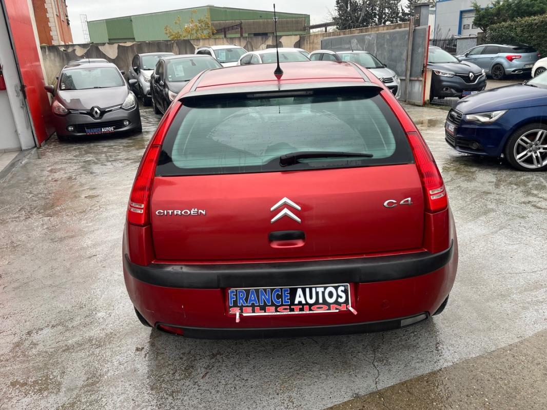 Citroen C4 1.6L HDI 90 CH IDEAL JEUNE CONDUCTEUR - ENTIÈREMENT RÉVISÉE ET GARANTIE PENDANT 12 MOIS