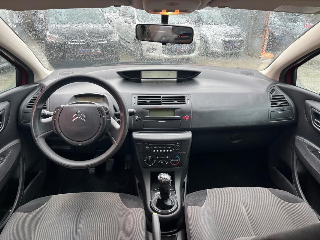 Citroen C4 1.6L HDI 90 CH IDEAL JEUNE CONDUCTEUR - ENTIÈREMENT RÉVISÉE ET GARANTIE PENDANT 12 MOIS