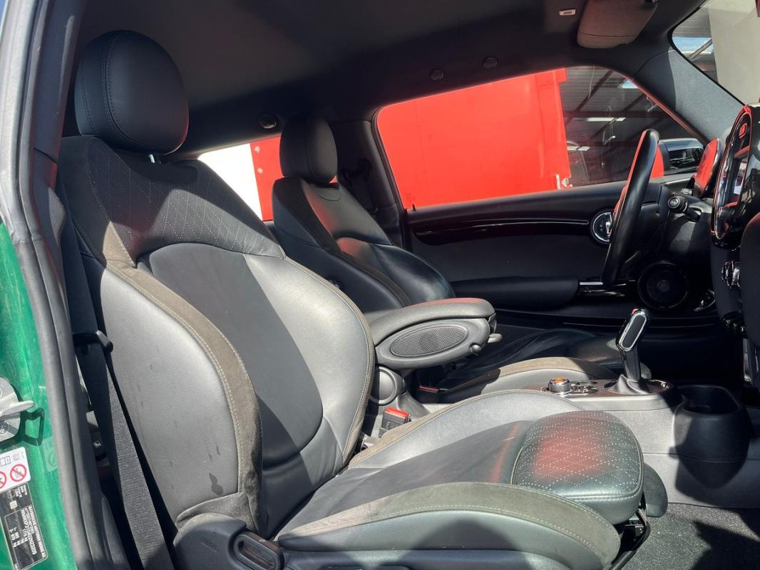 Mini Mini COOPER SE 184 CH ÉLÉCTRIQUE FULL OPTIONS - ENTIÈREMENT RÉVISÉE & GARANTIE 12 MOIS EUROPE