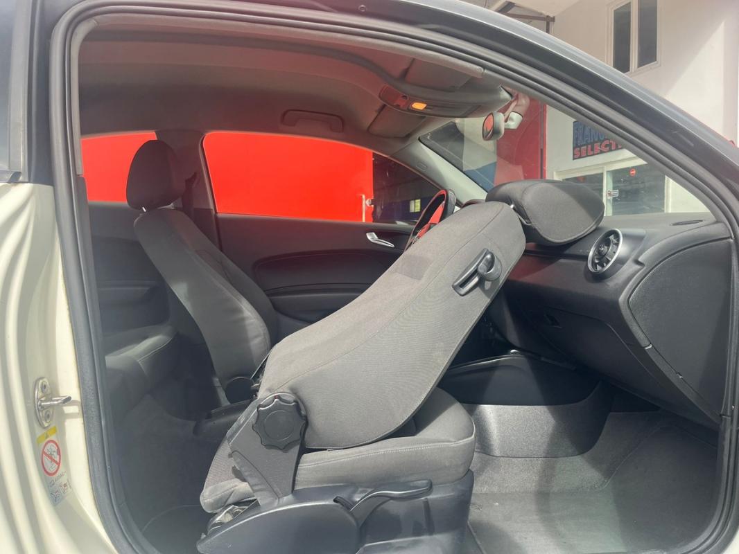 Audi A1 1.6 TDI 90 CH TRÈS PROPRE - ENTIÈREMENT RÉVISÉE & GARANTIE 12 MOIS