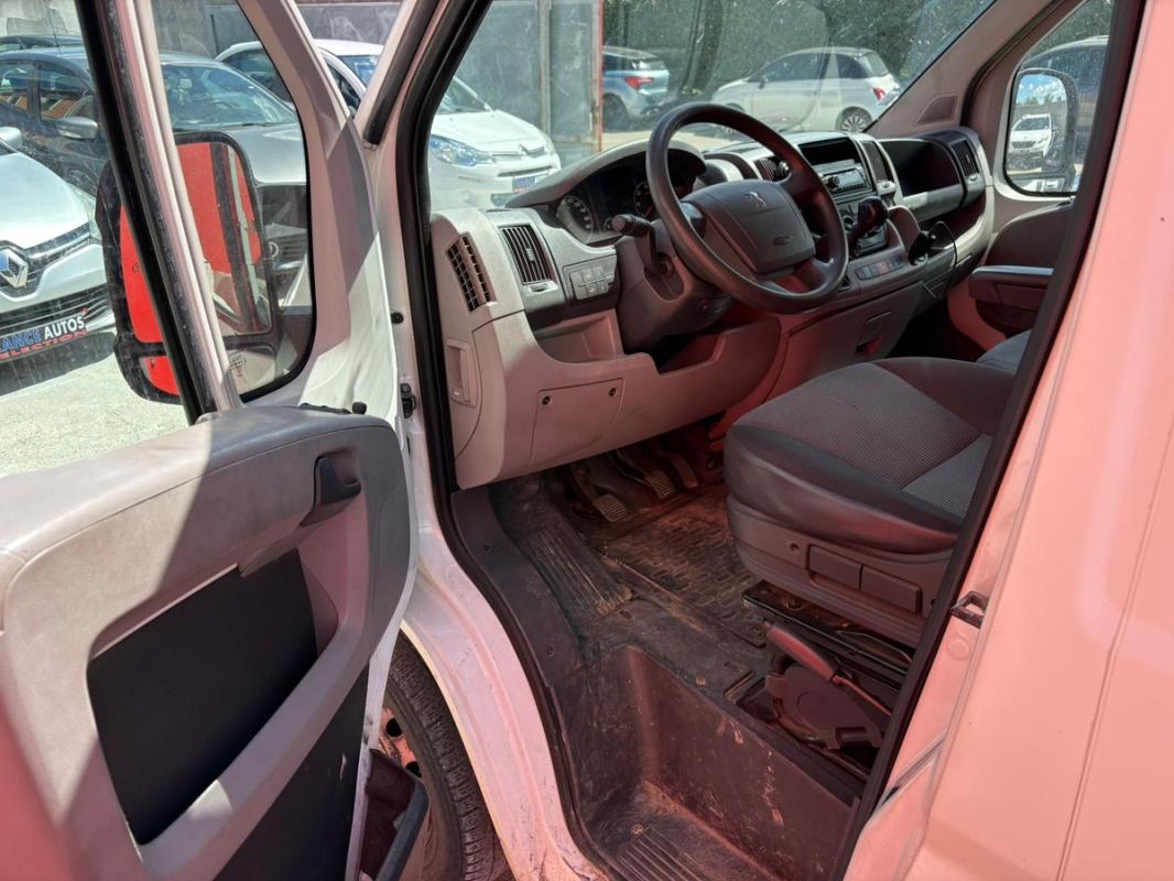 Peugeot Boxer 2.2 HDI 101CH DIESEL | ENTIÈREMENT RÉVISÉE & GARANTIE 12 MOIS