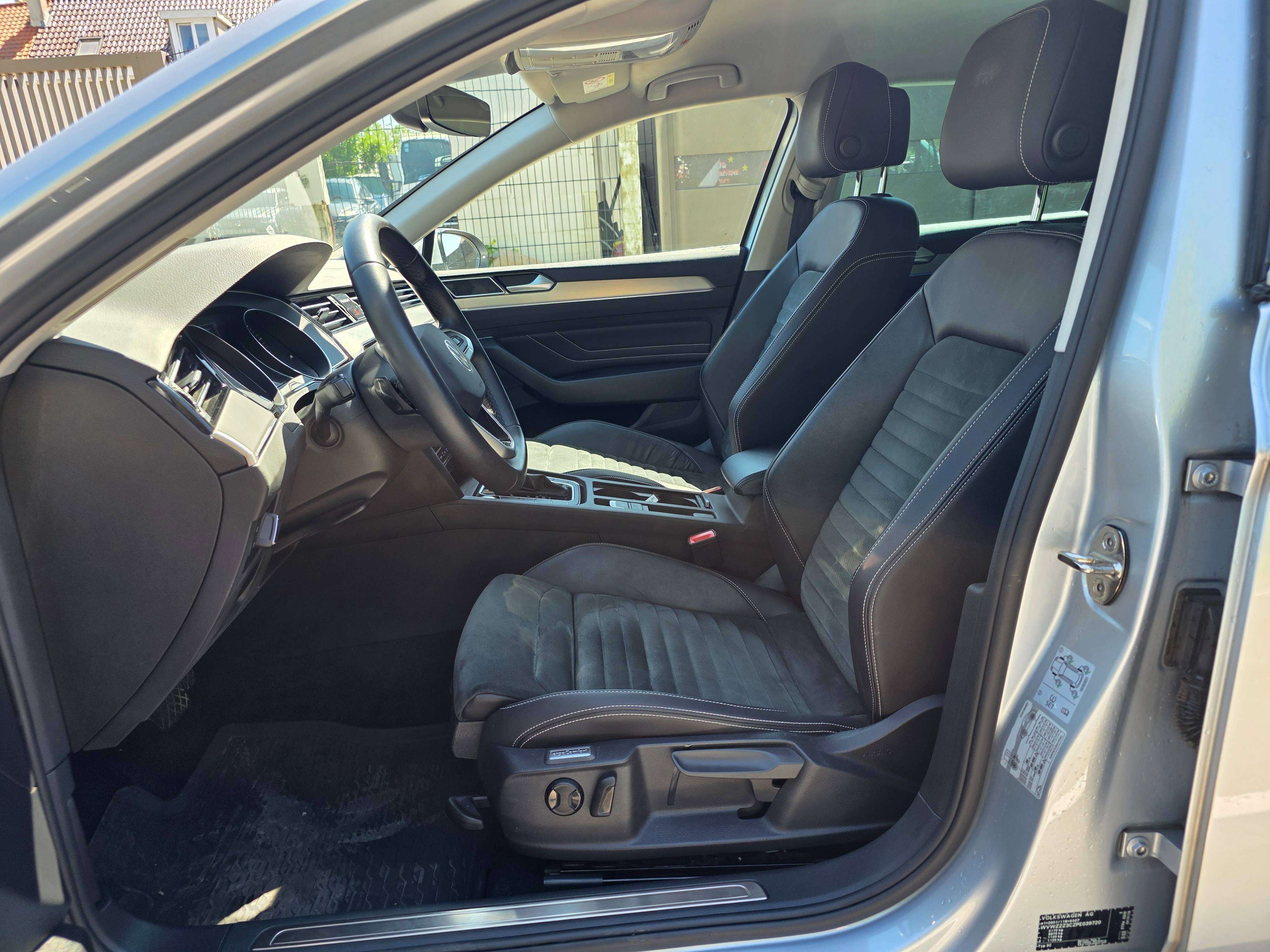 Volkswagen Passat Variant 2.0 TDi SCR Elegance Business DSG 1°EIG. IN PERFECTE STAAT. 2023. VEEL OPTIES