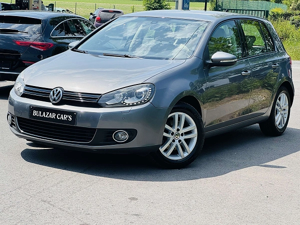Volkswagen Golf Golf 1.6 CR TDi Highline DSG*XENON*1 ER MAIN*CARNET*NAVI*GARANTIE 12 MOIS