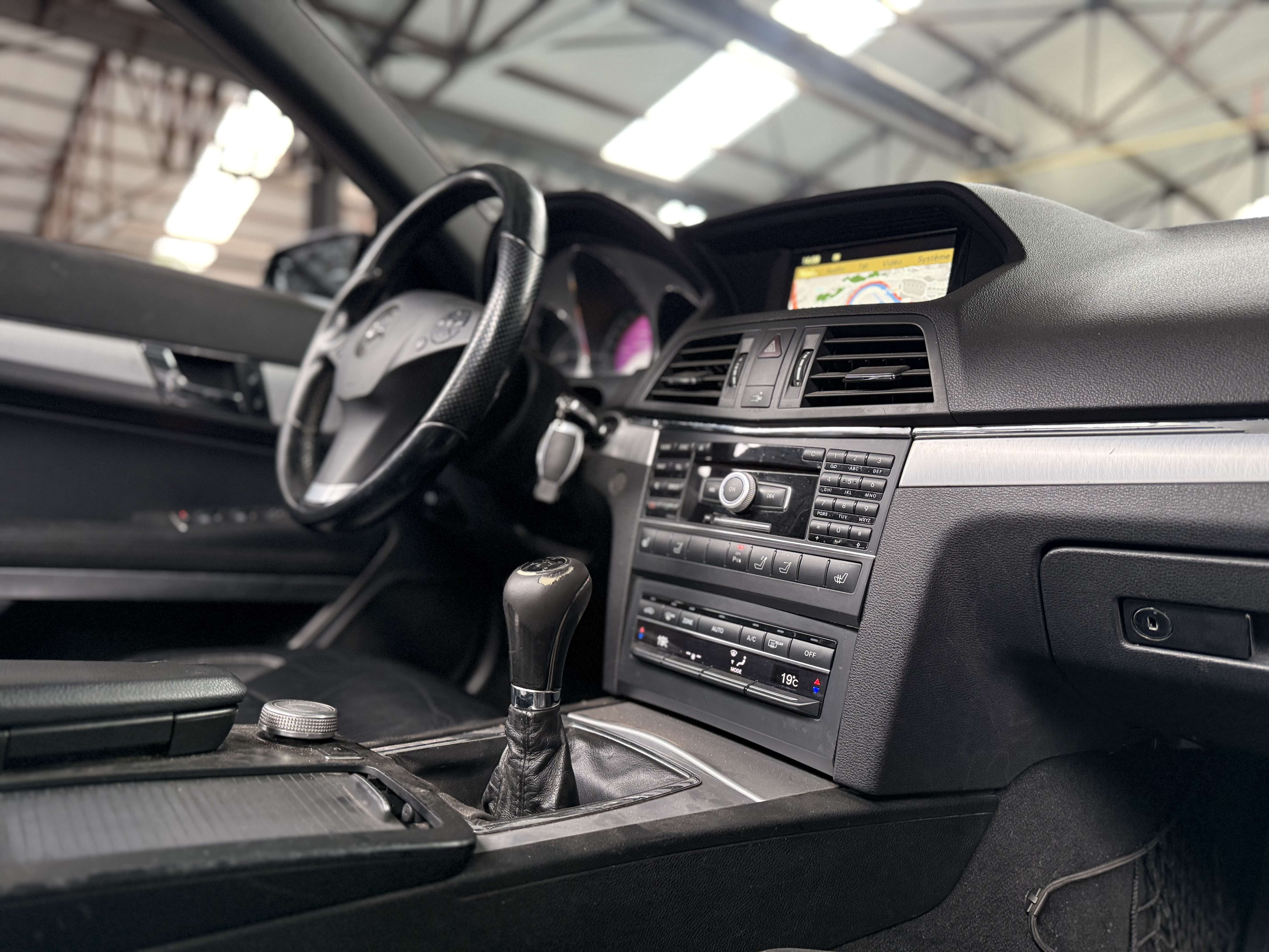 Mercedes-Benz E 220 d * CABRIOLET * GPS * CAMERA * CLIM * BT * CUIR