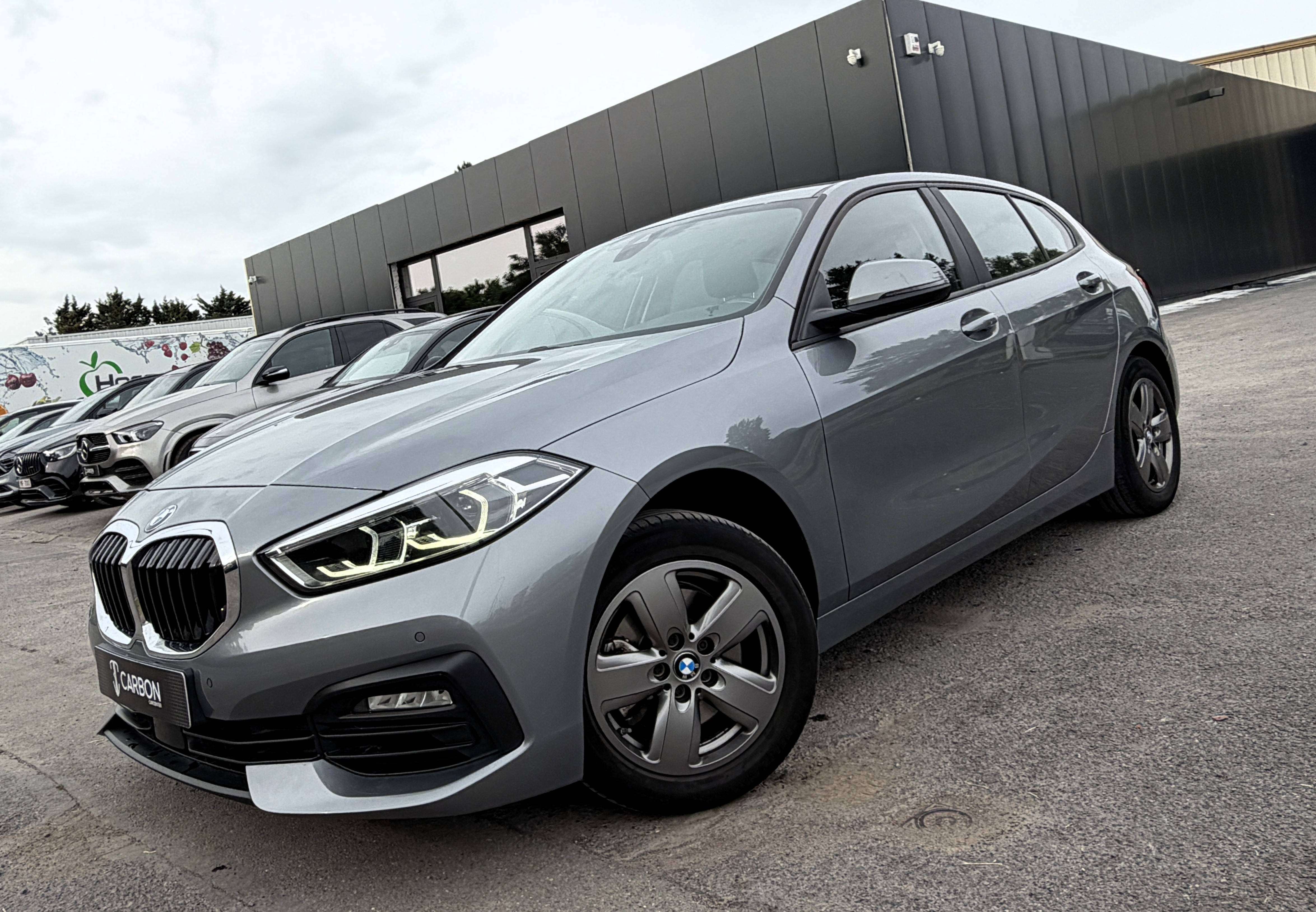 BMW 116 d Advantage 1er PROPRIO/HISTORIQUE COMPLET/NAVI-CARPLAY/FULL LED/Pack LIGHT/