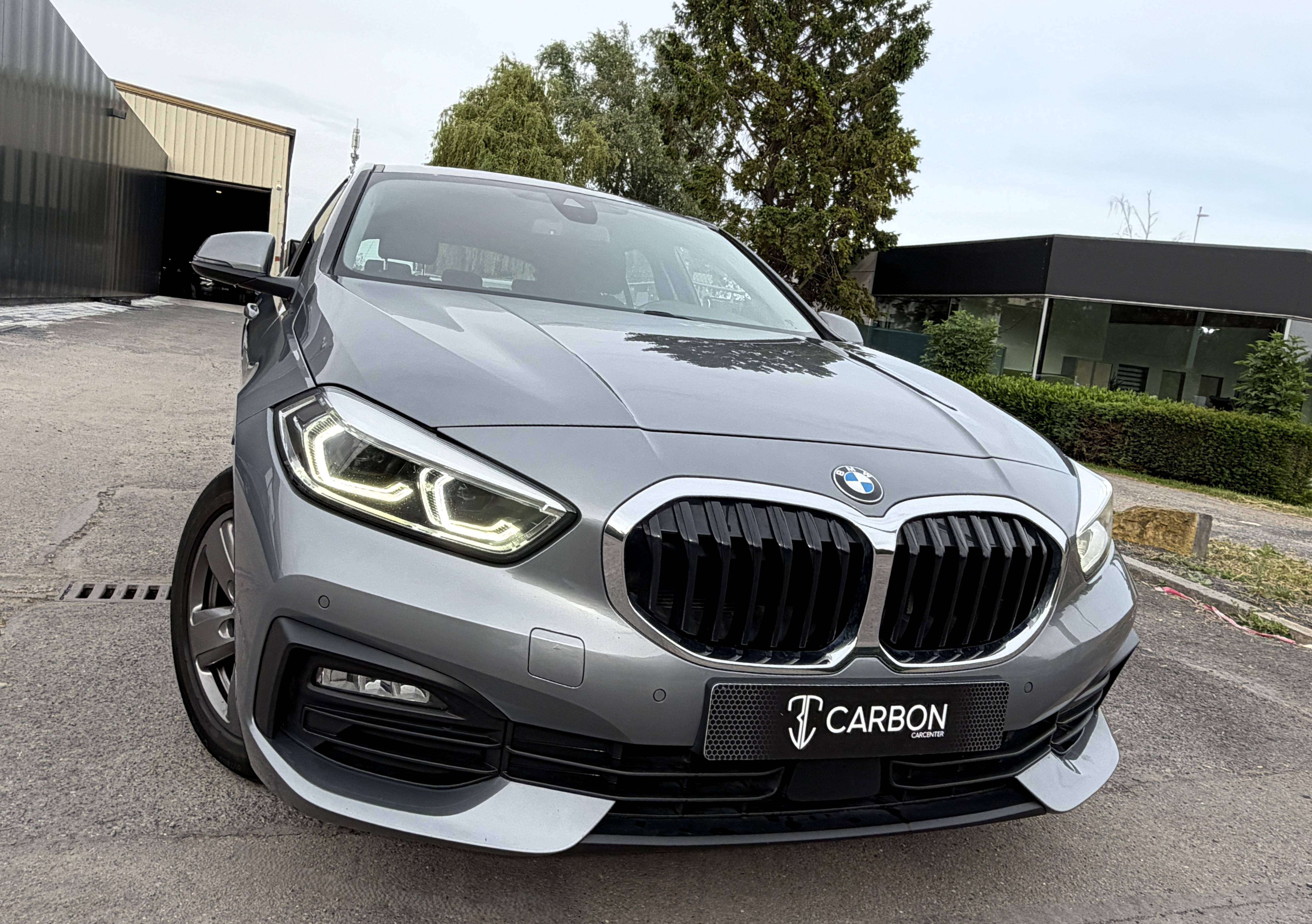 BMW 116 d Advantage 1er PROPRIO/HISTORIQUE COMPLET/NAVI-CARPLAY/FULL LED/Pack LIGHT/